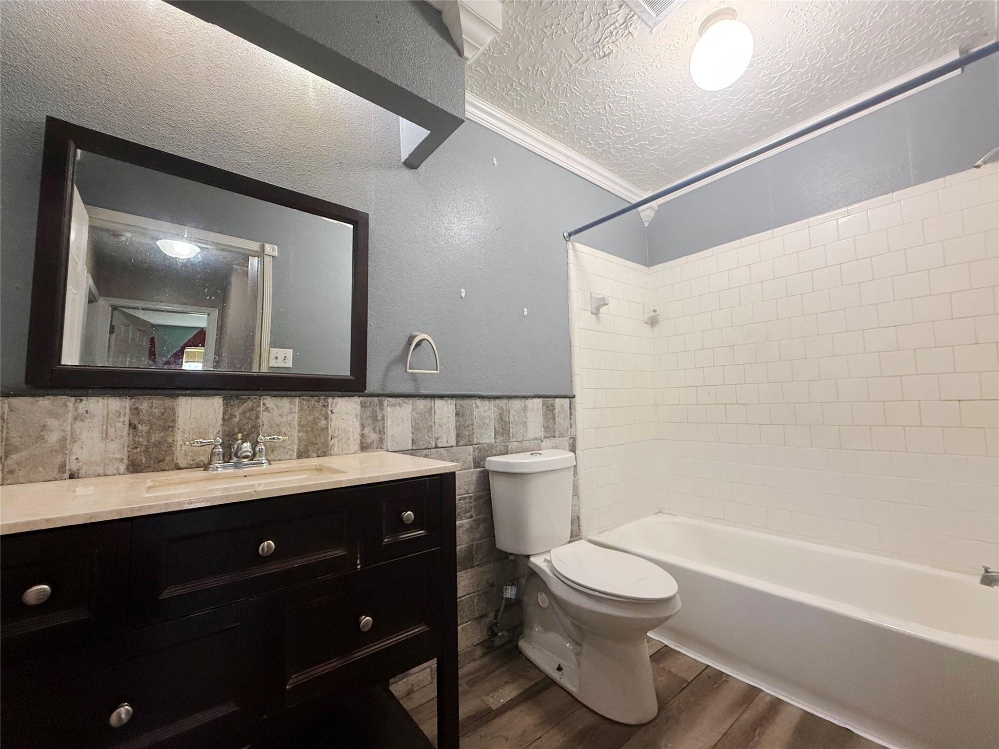 3731 Nutwood Lane