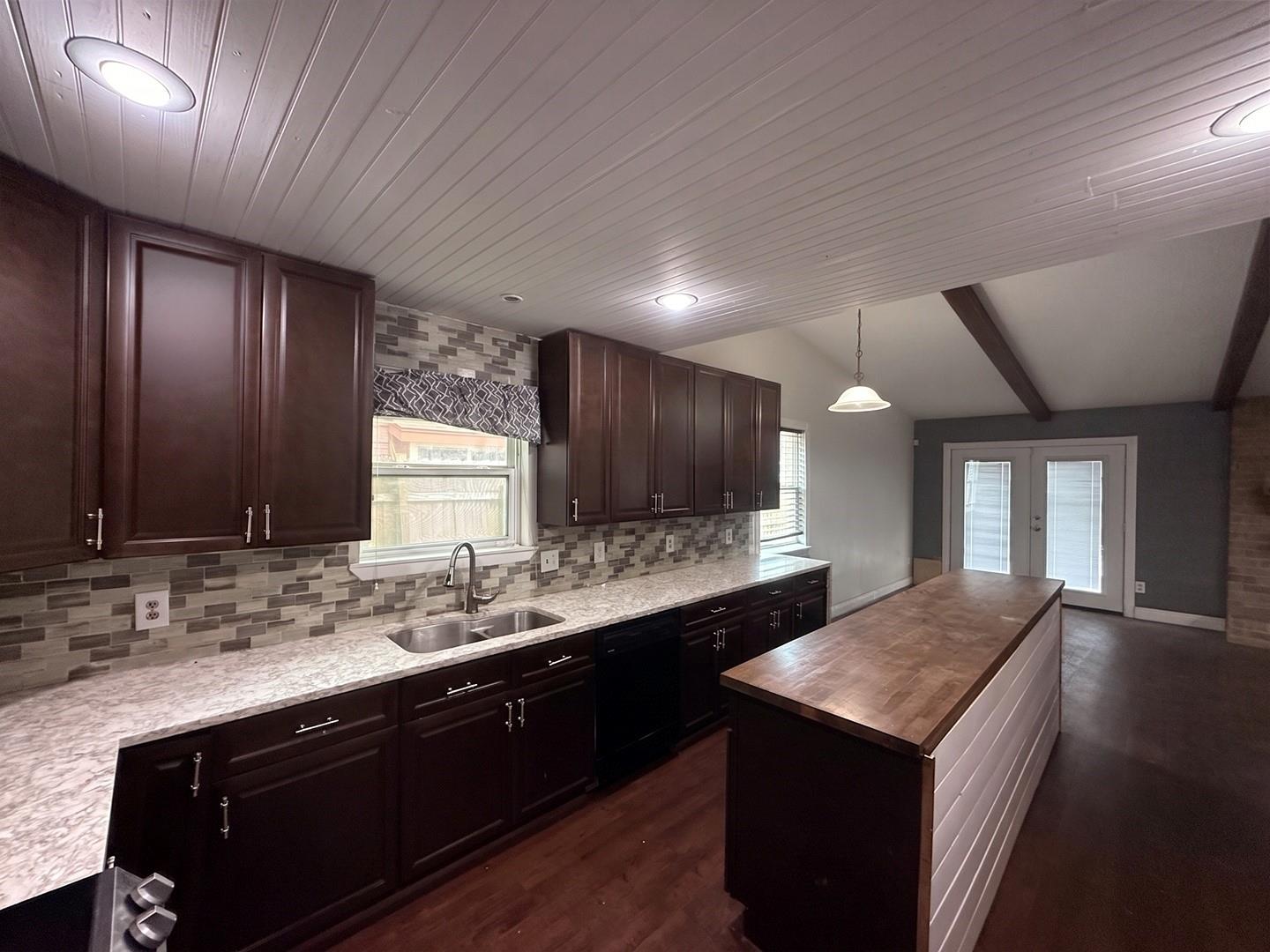 3731 Nutwood Lane