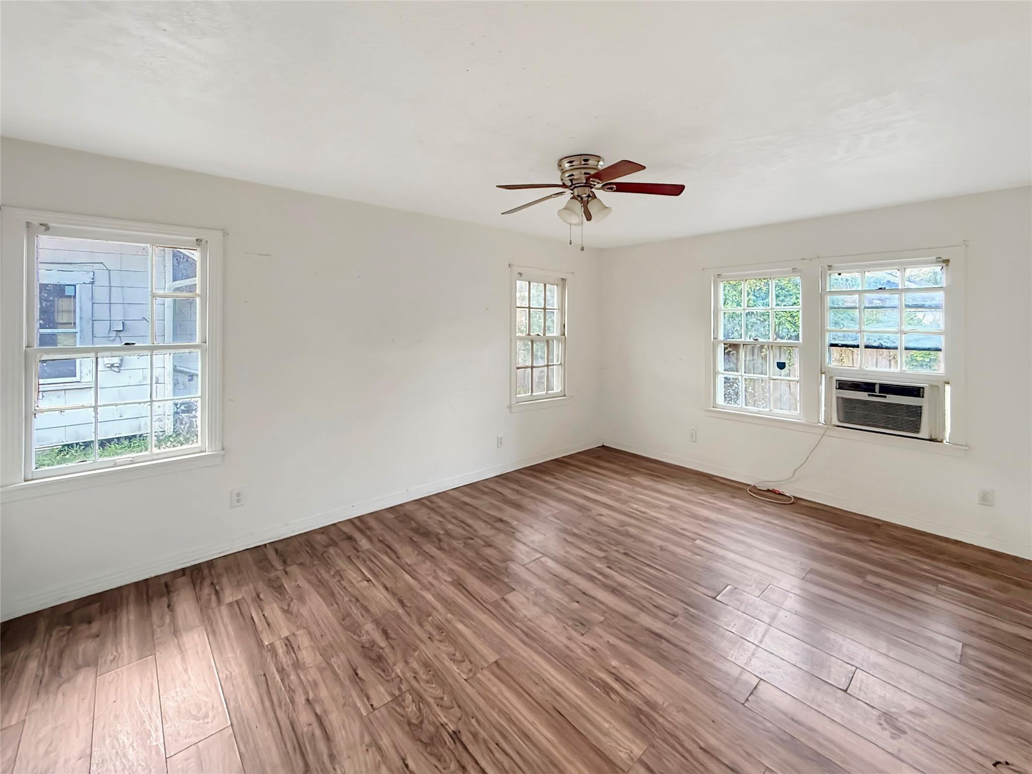 2100 Angelina Street