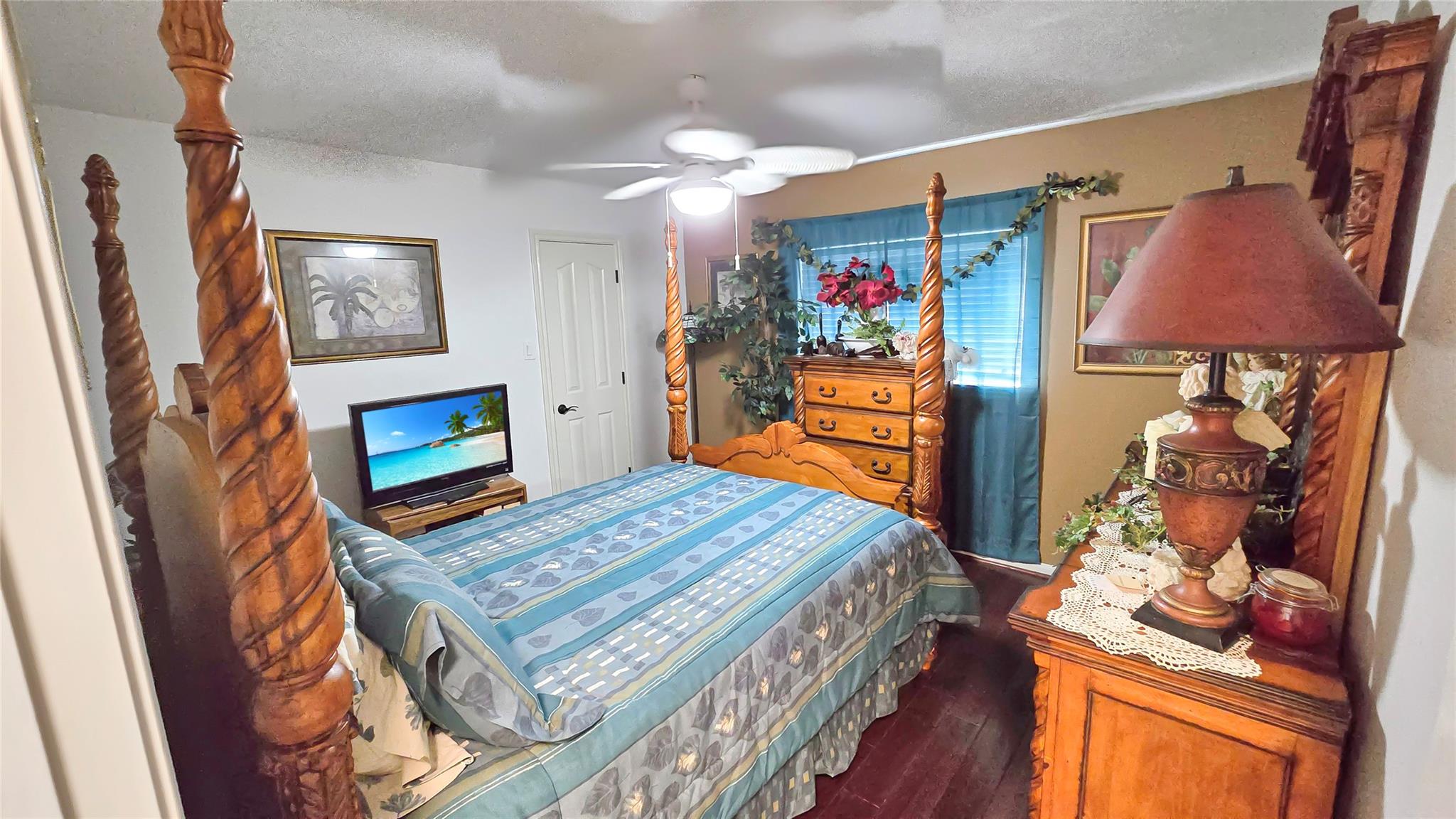 2170 Santa Cruz Lane