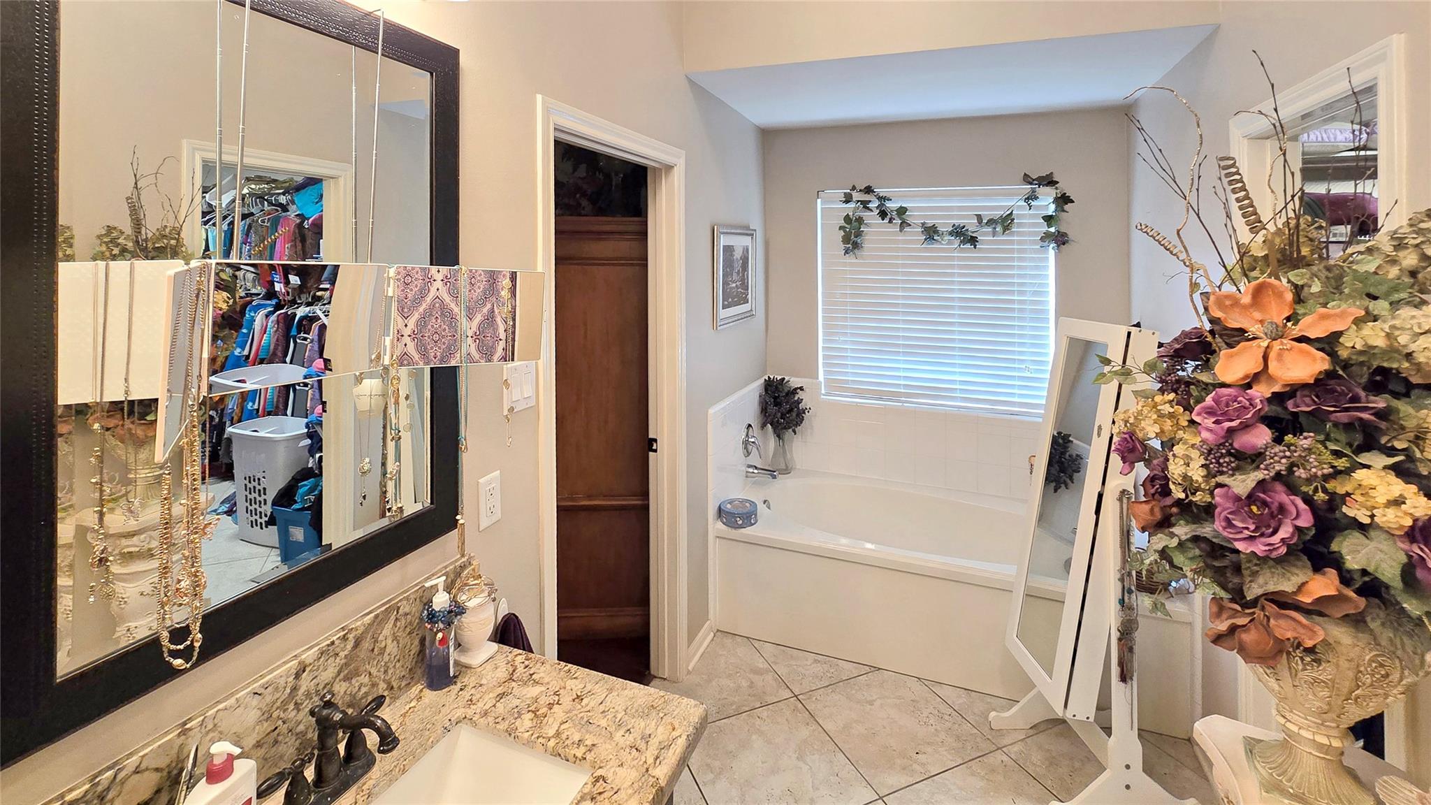 2170 Santa Cruz Lane