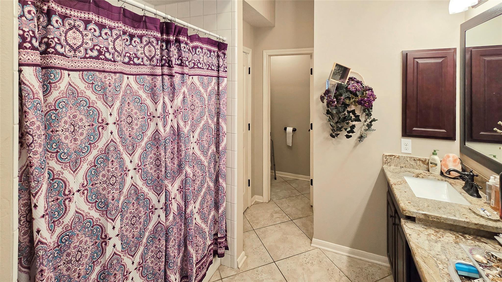 2170 Santa Cruz Lane