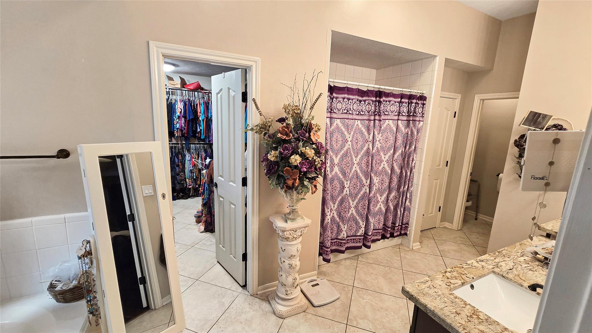 2170 Santa Cruz Lane