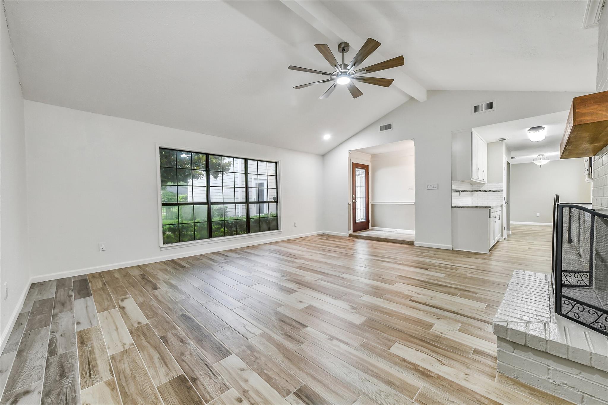 5206 Appleblossom Lane