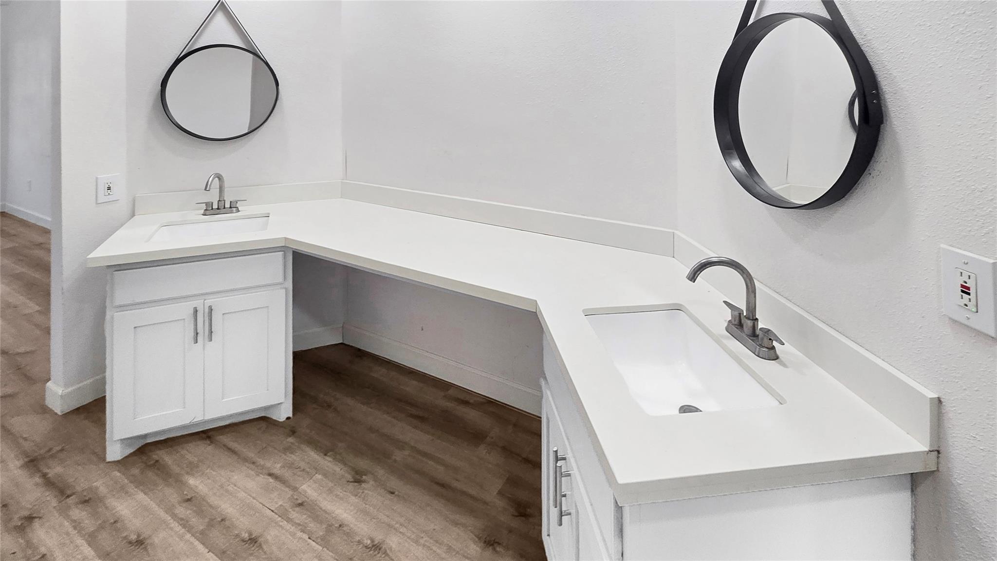 12811 Ashford Knoll Drive