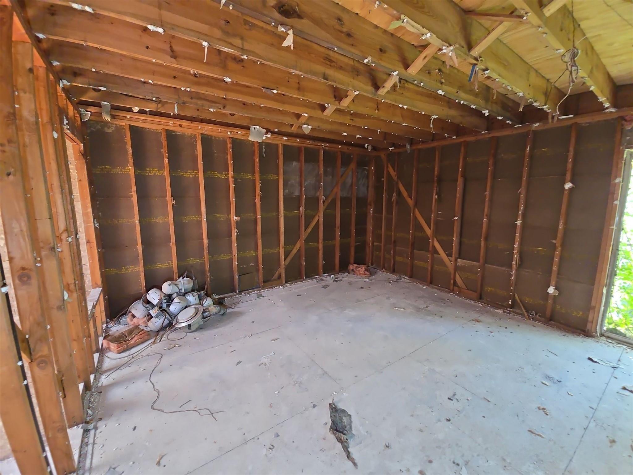 10 S Briar Hollow Lane # 15
