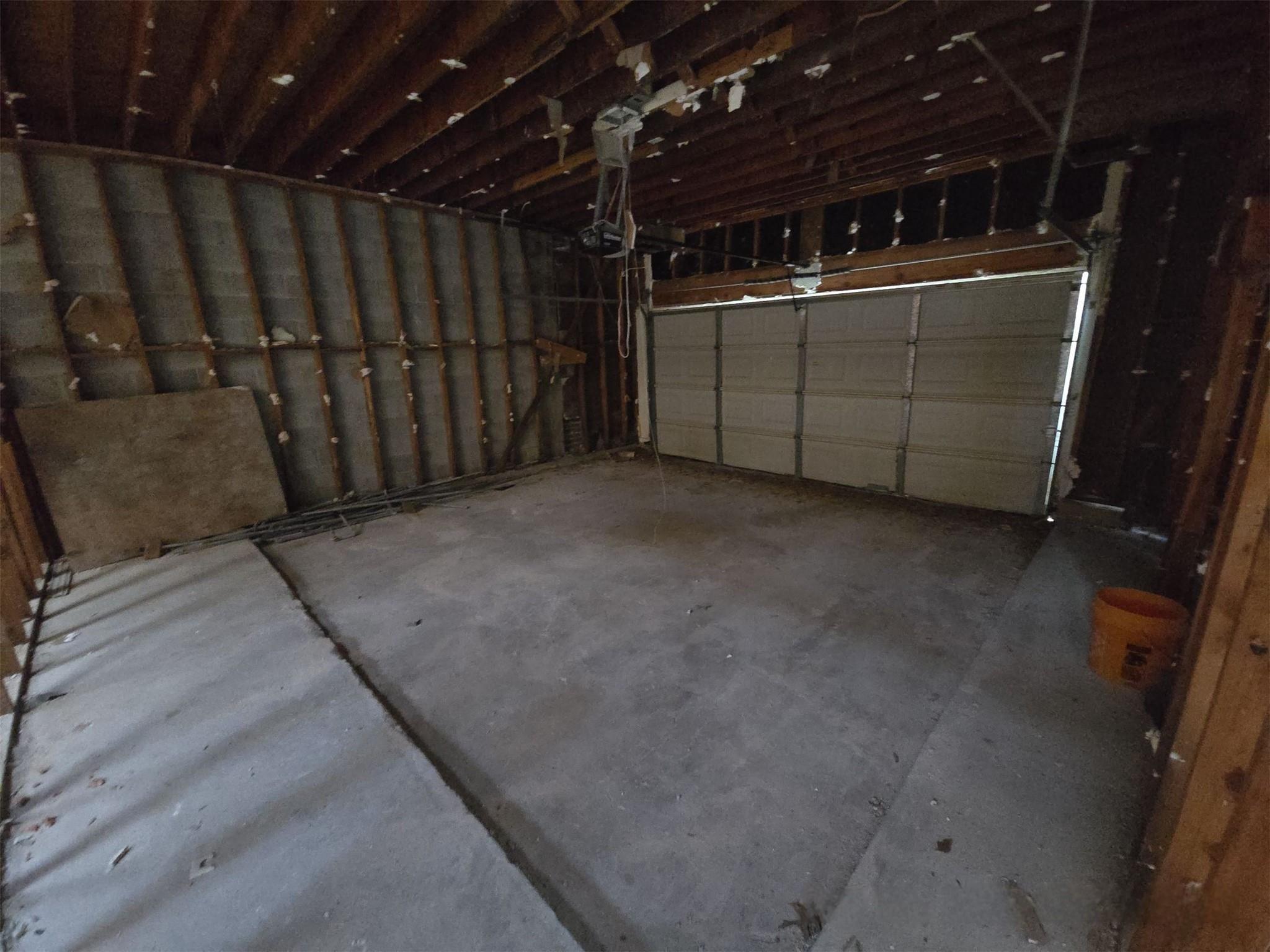 10 S Briar Hollow Lane # 15