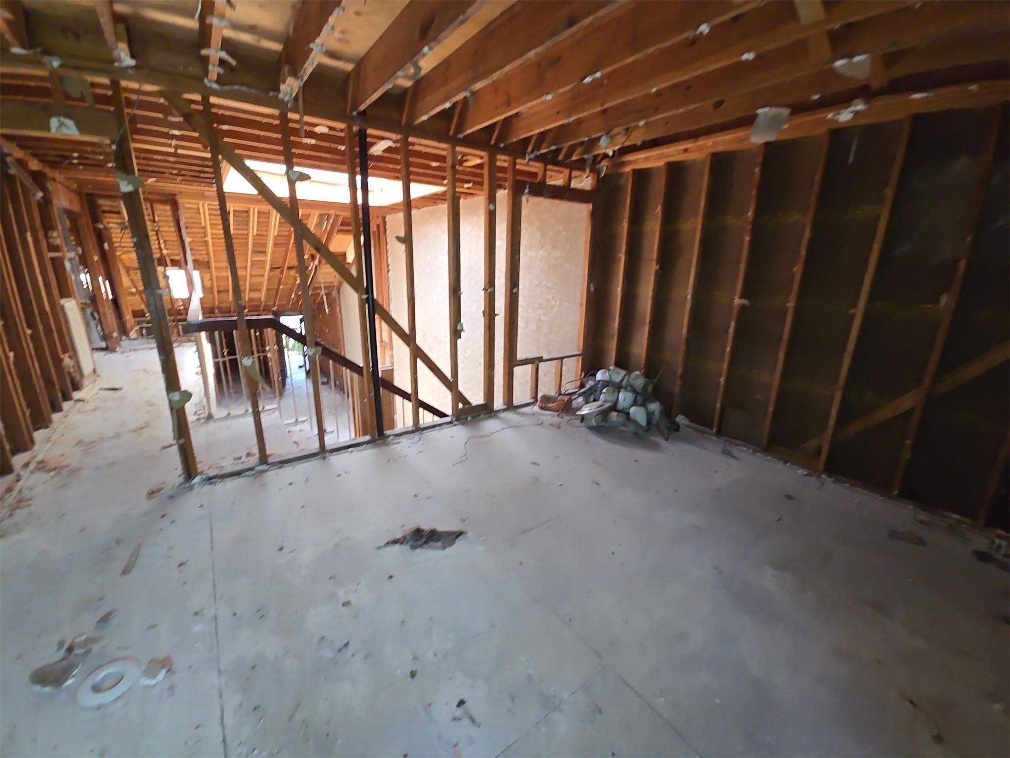 10 S Briar Hollow Lane # 15