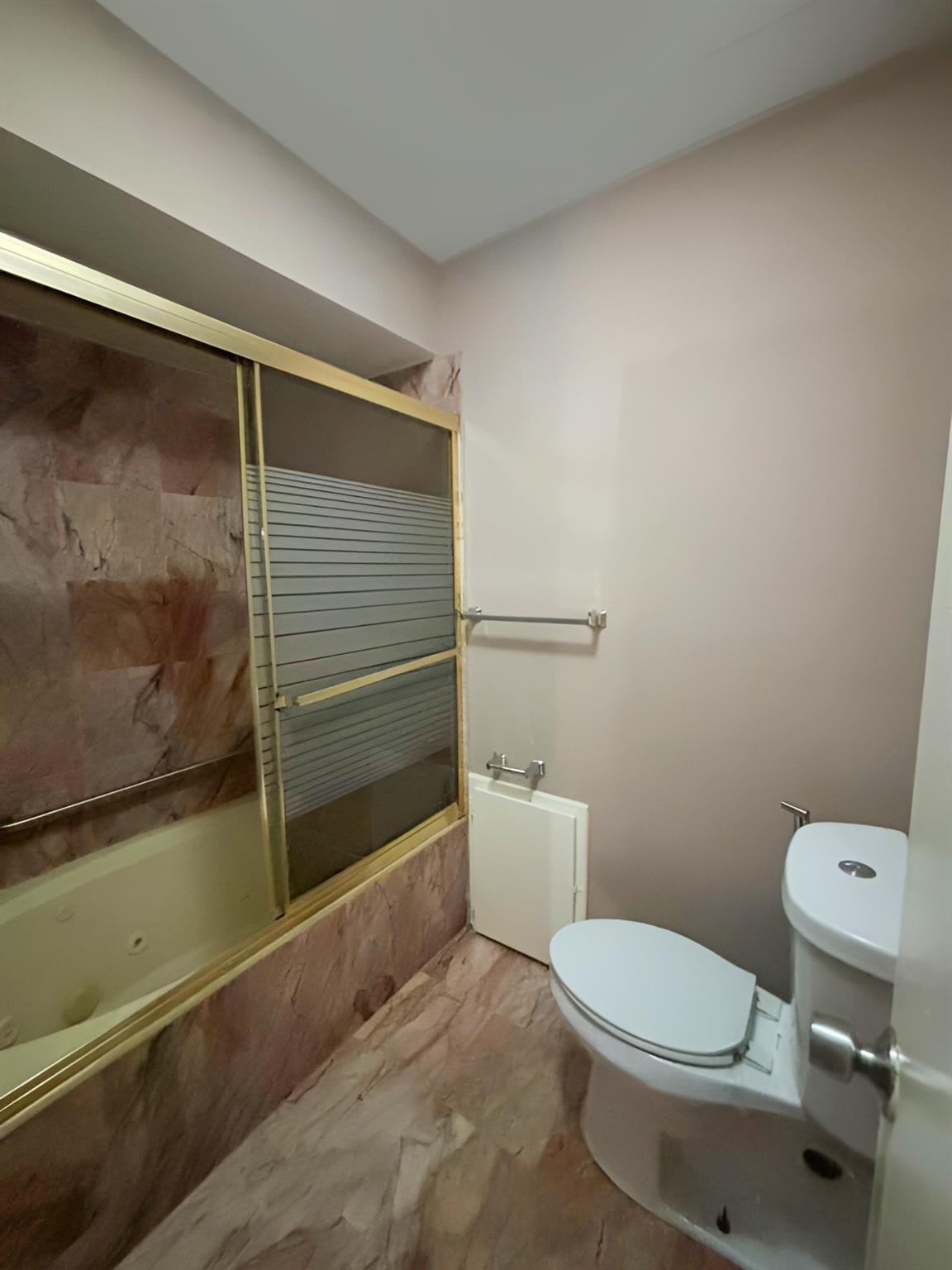 6639 Seaton Valley Drive