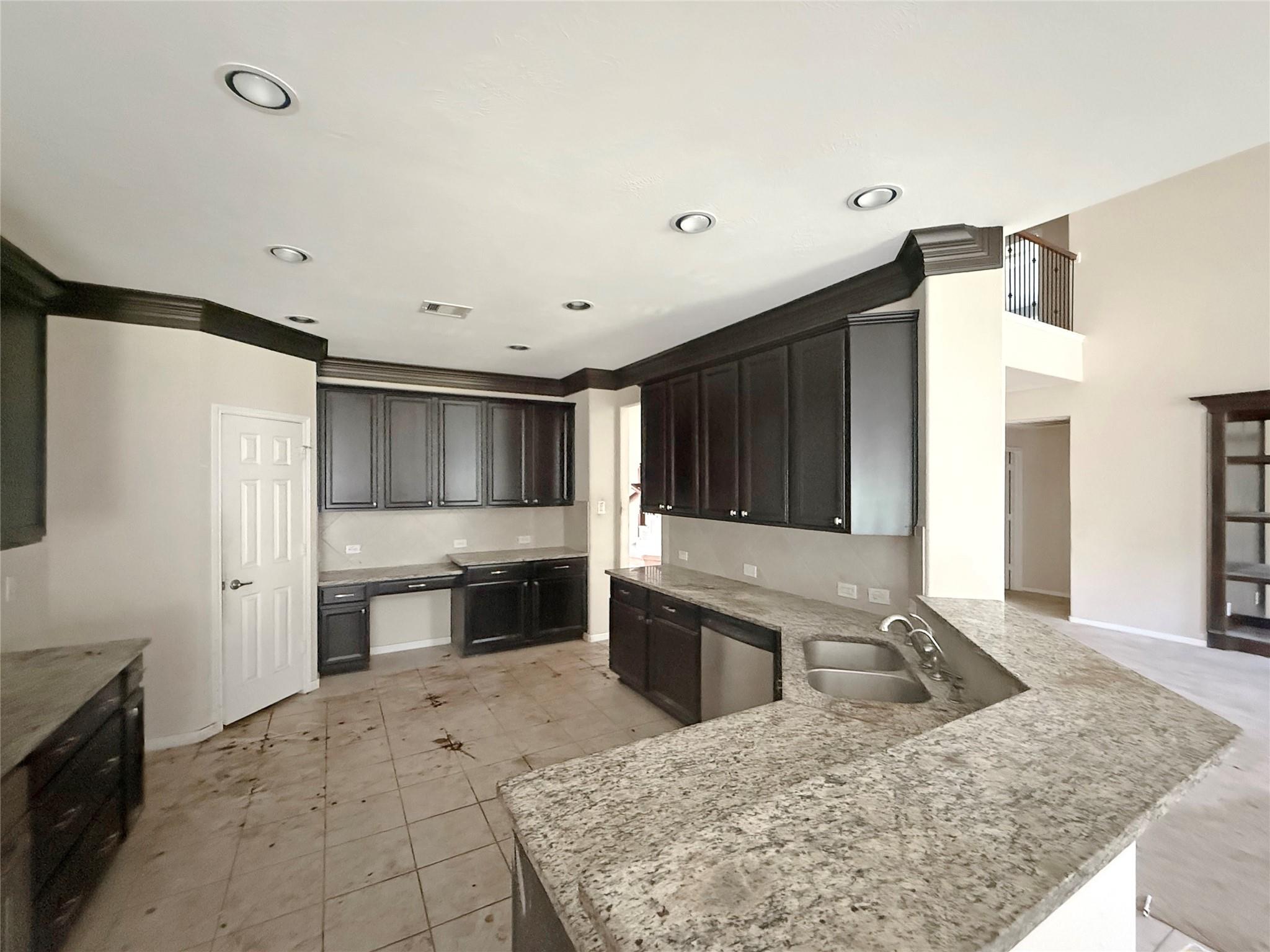 3215 London Lane