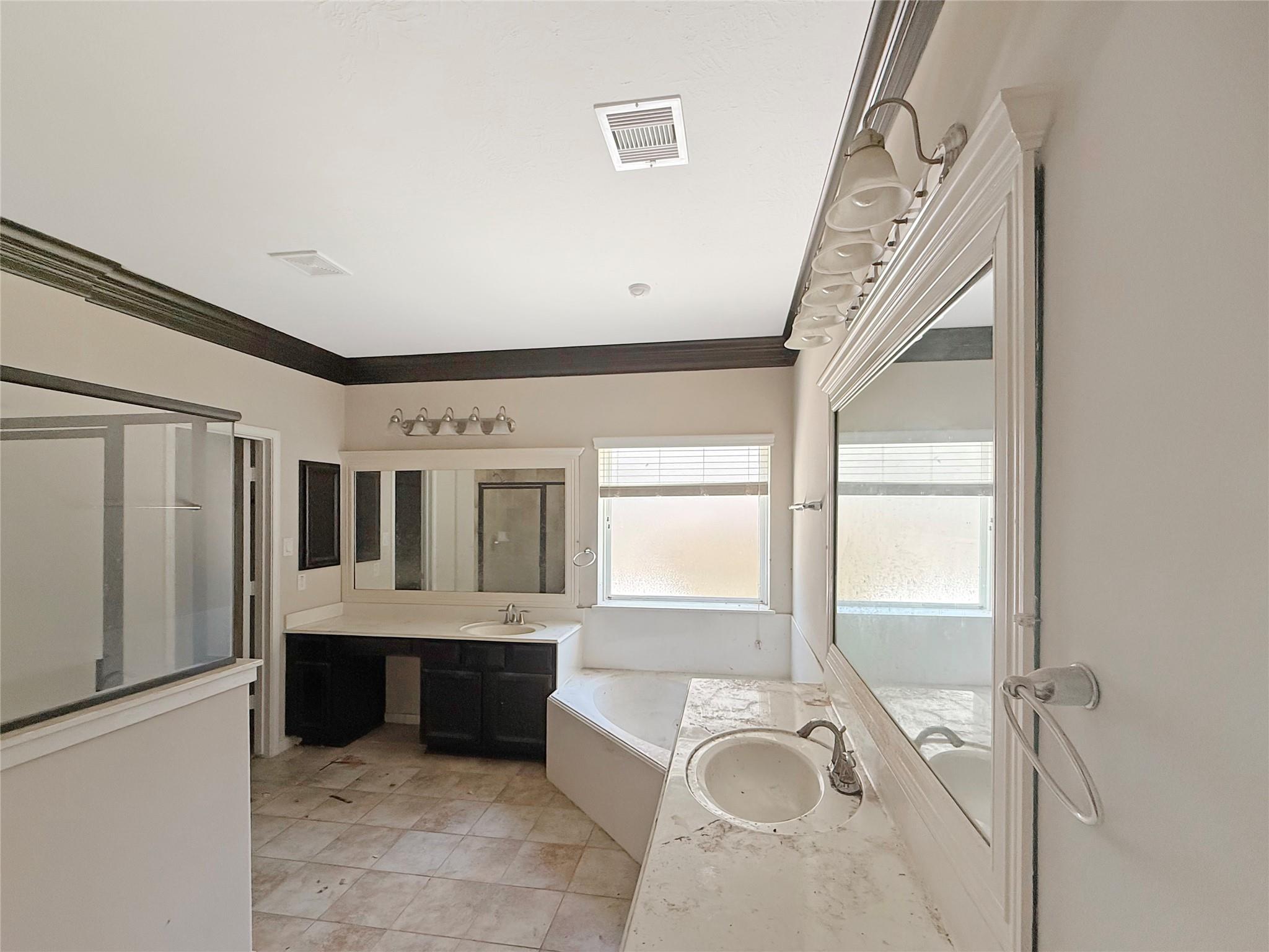 3215 London Lane
