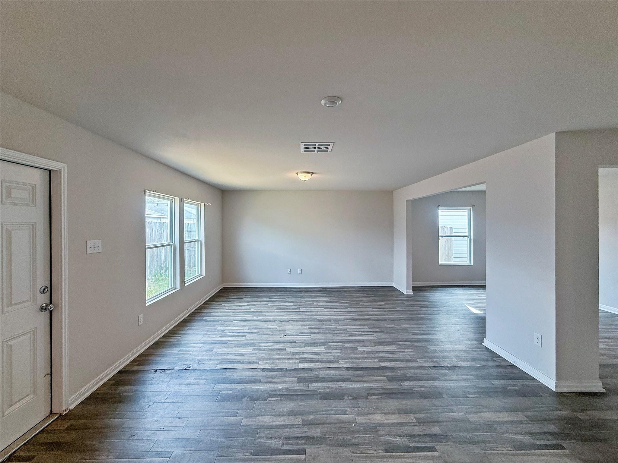 10123 Cerritos Drive
