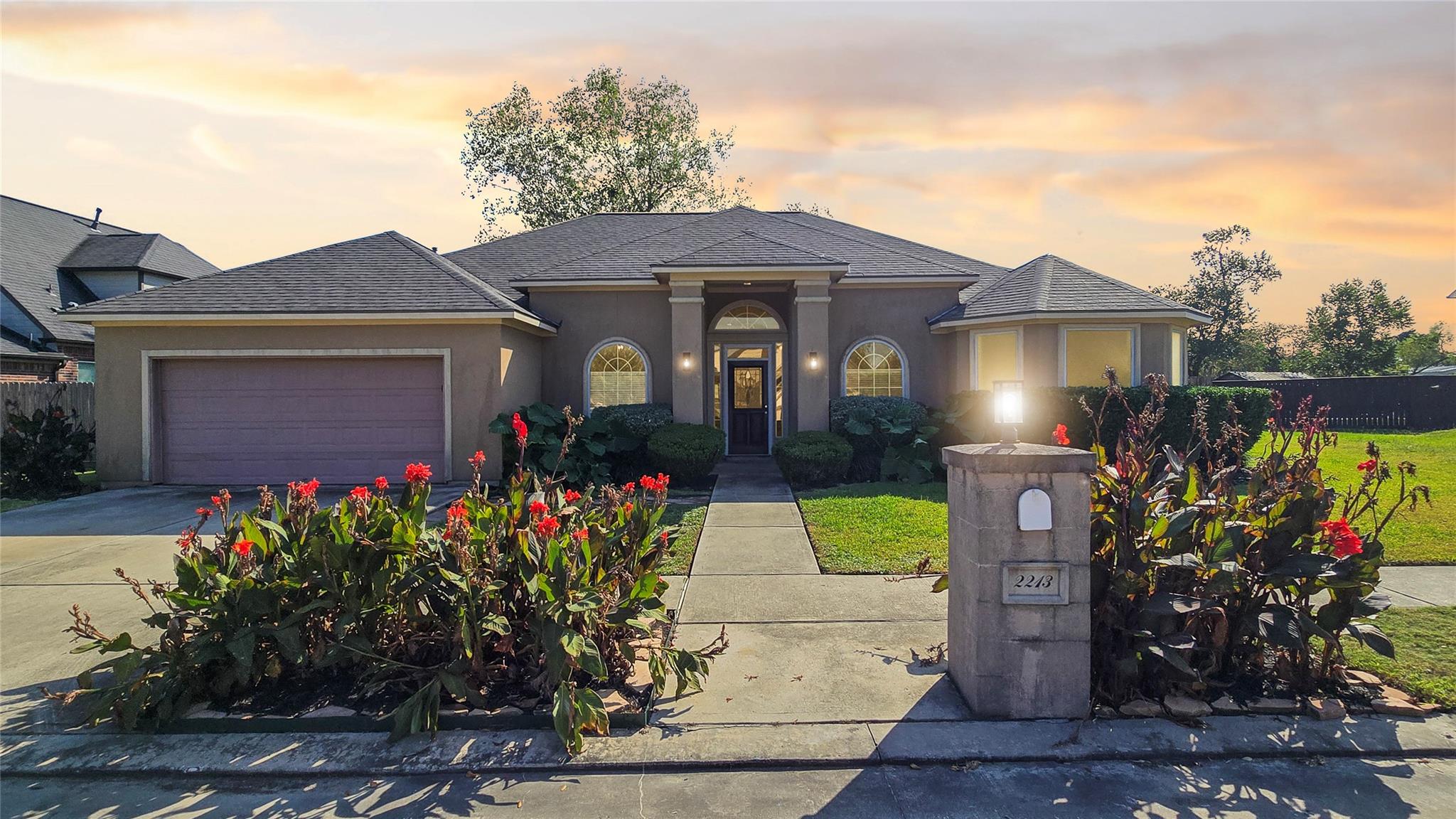 2213 Dove Haven Lane