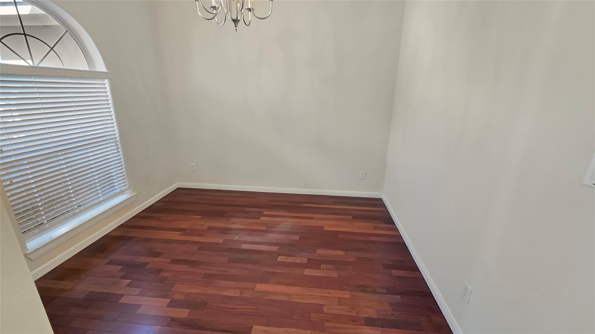 2213 Dove Haven Lane