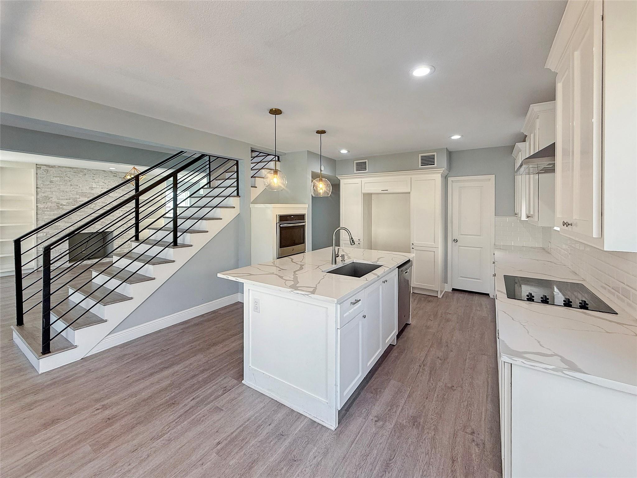 3352 Ozark Street