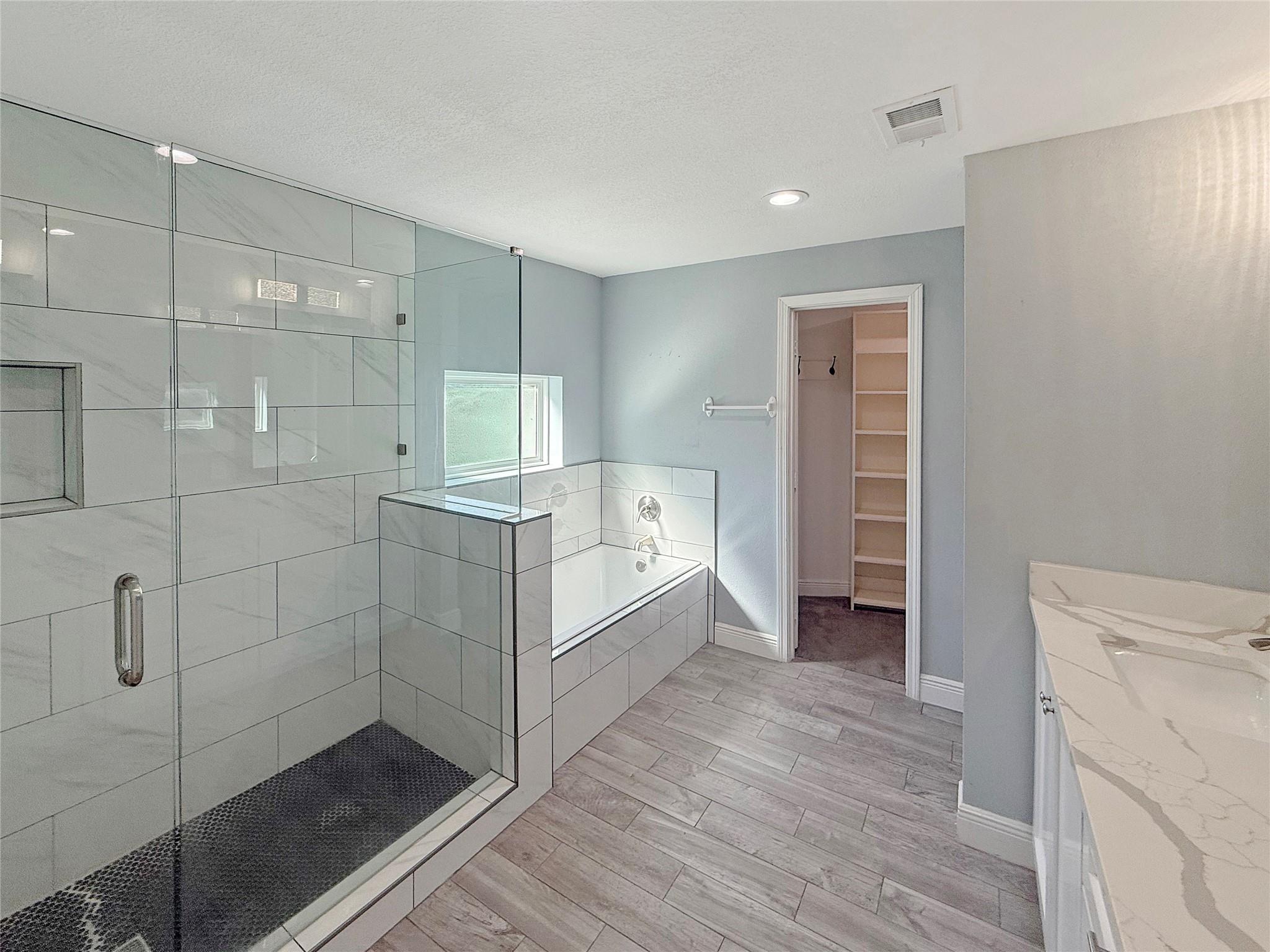 3352 Ozark Street