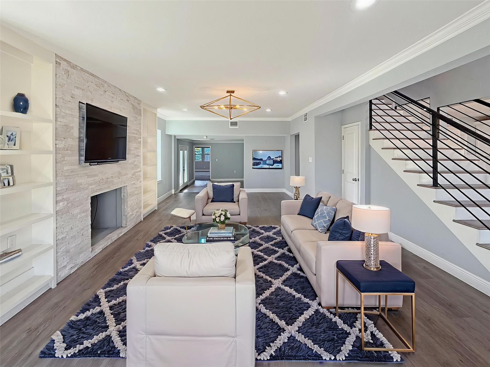 3352 Ozark Street