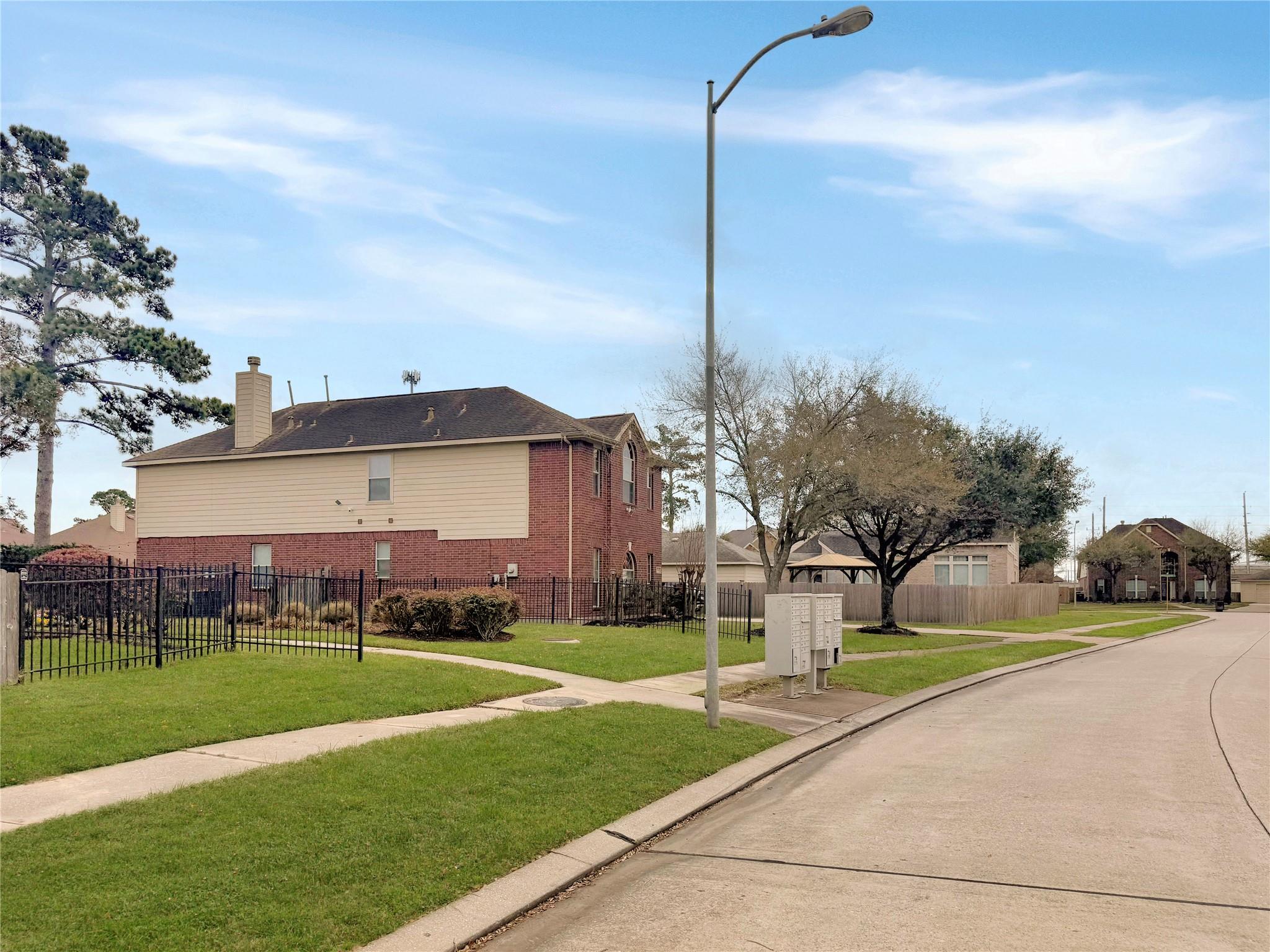 19414 Countryroad Drive