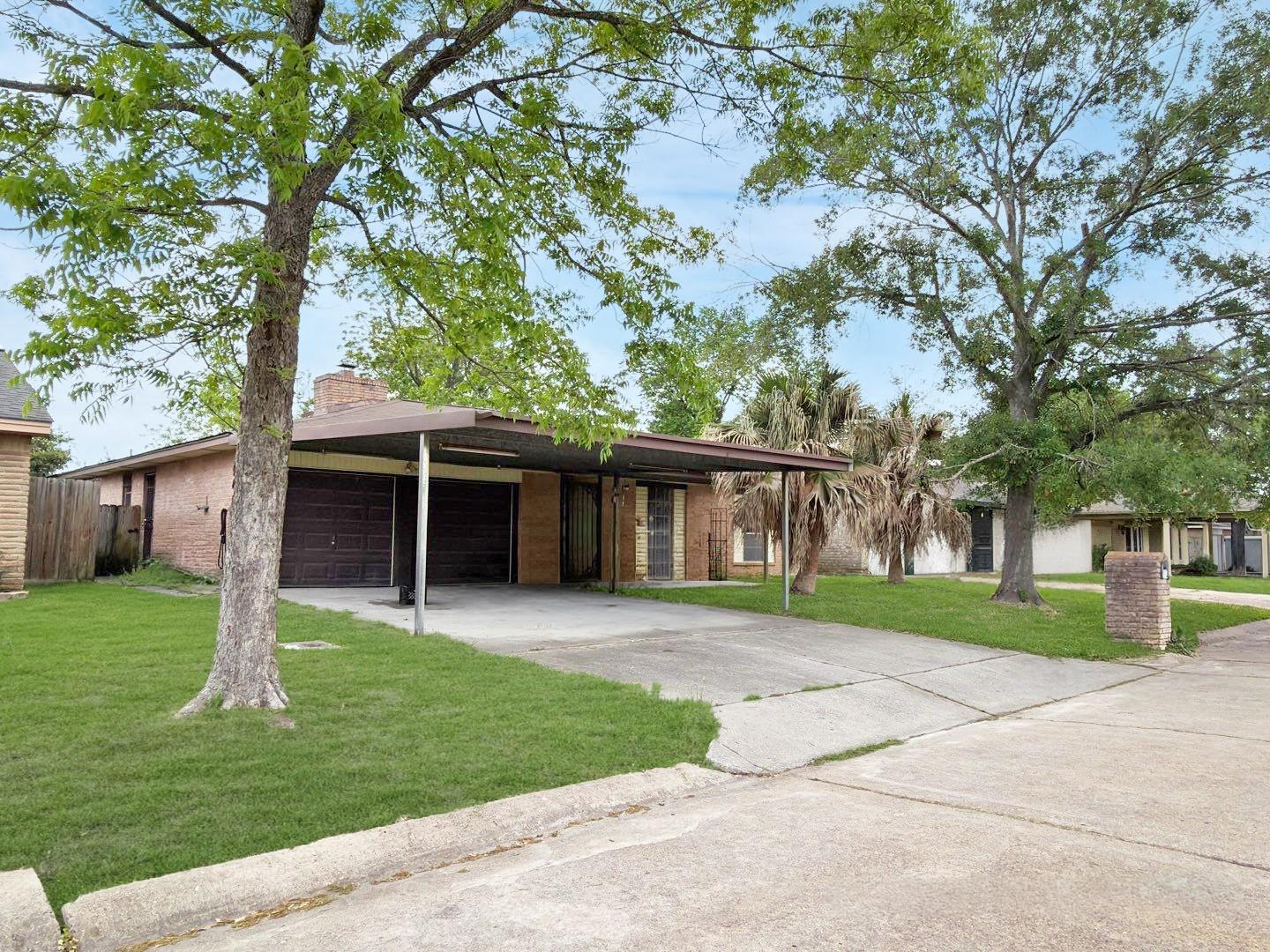 726 Stonyridge Street