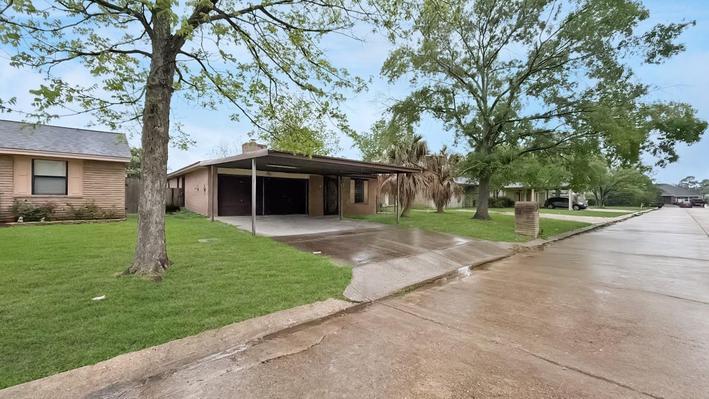 726 Stonyridge Street