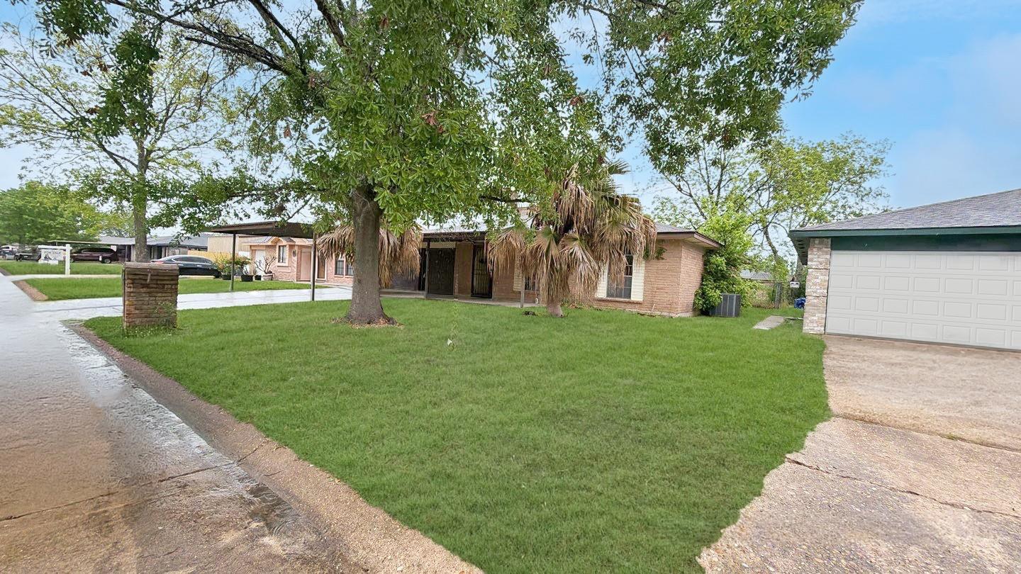 726 Stonyridge Street