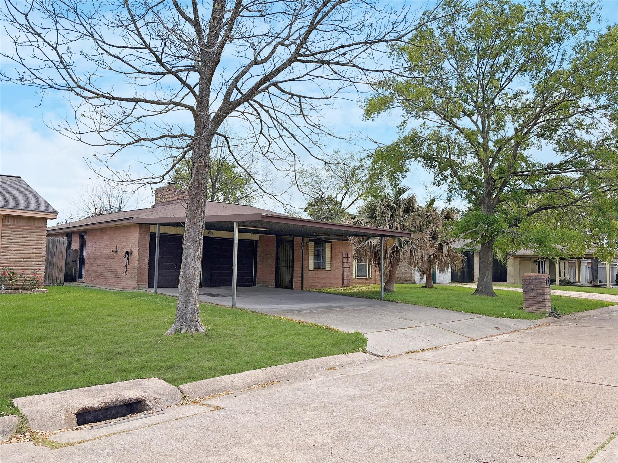 726 Stonyridge Street