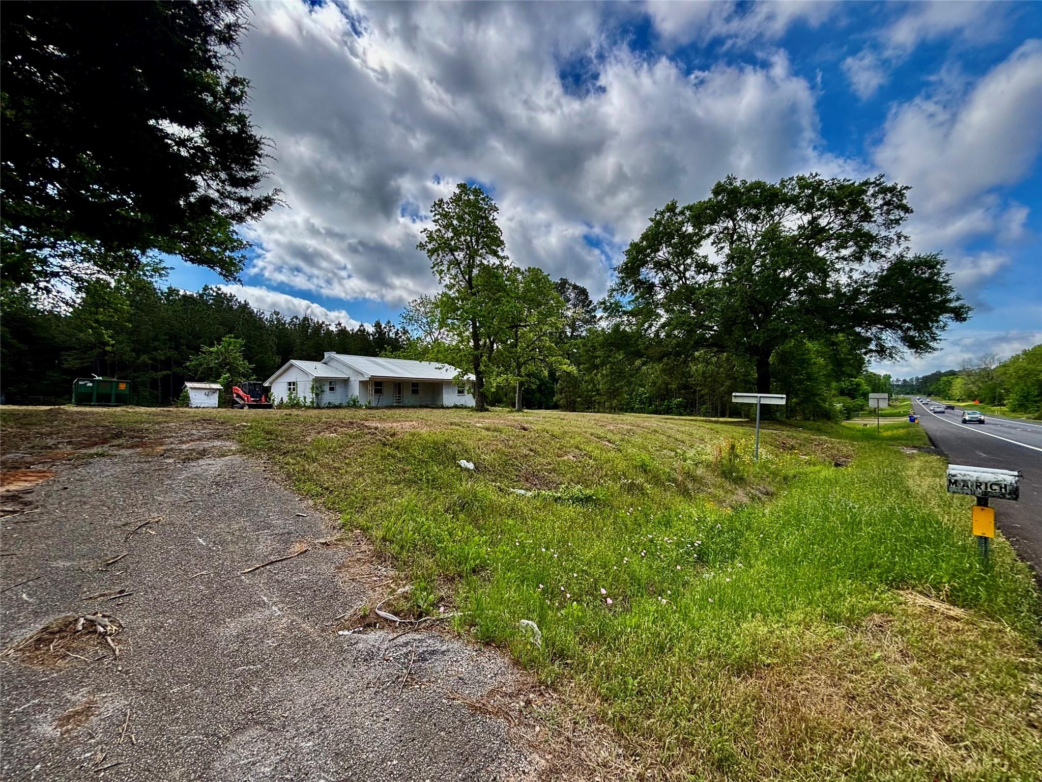 2059 State Highway 19 S
