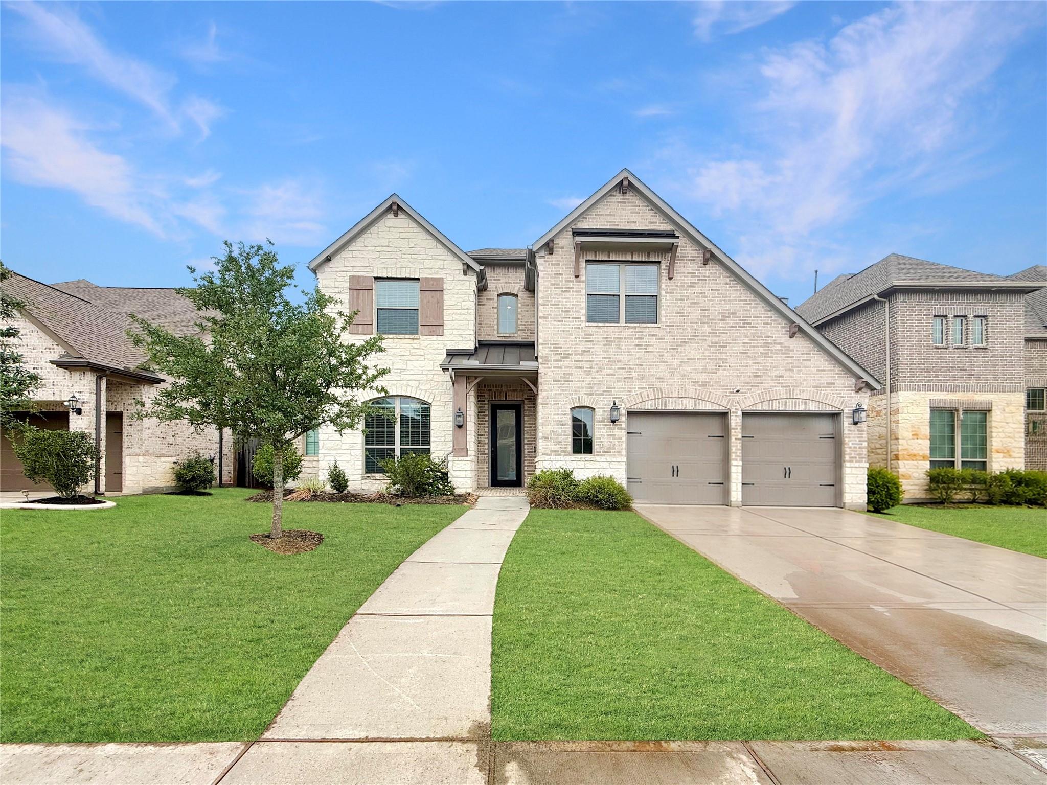 2219 Windmill Palm Drive