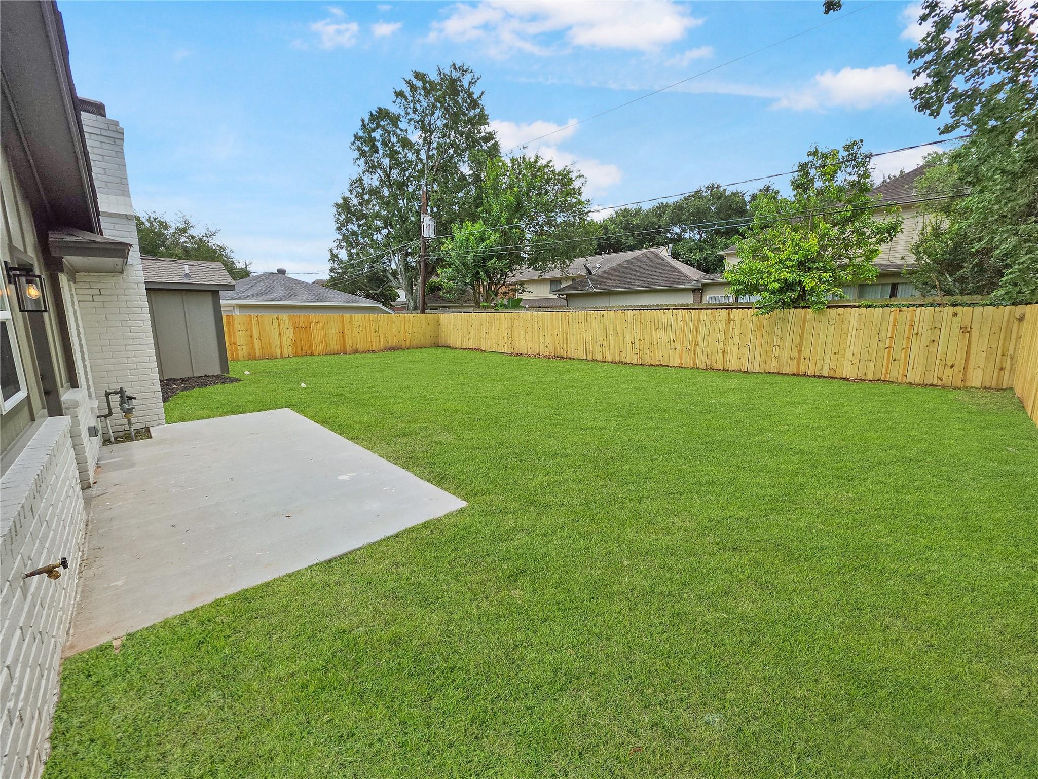 145 Dogwood St Street