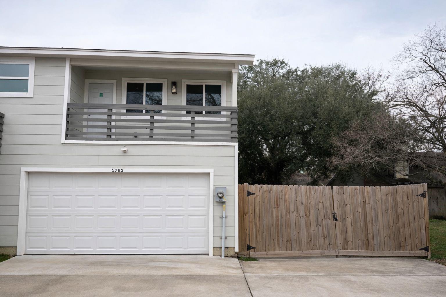 5763 Easthampton Drive # D Unit: A-D