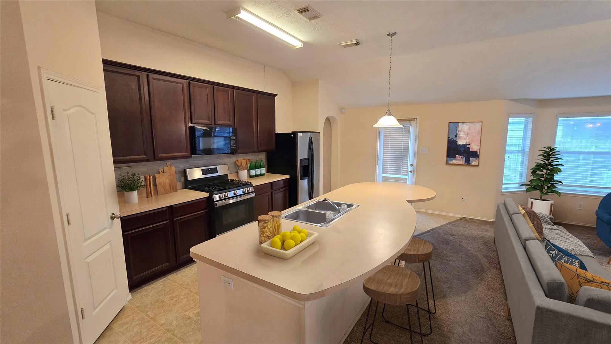 6111 Plantation Forest Drive