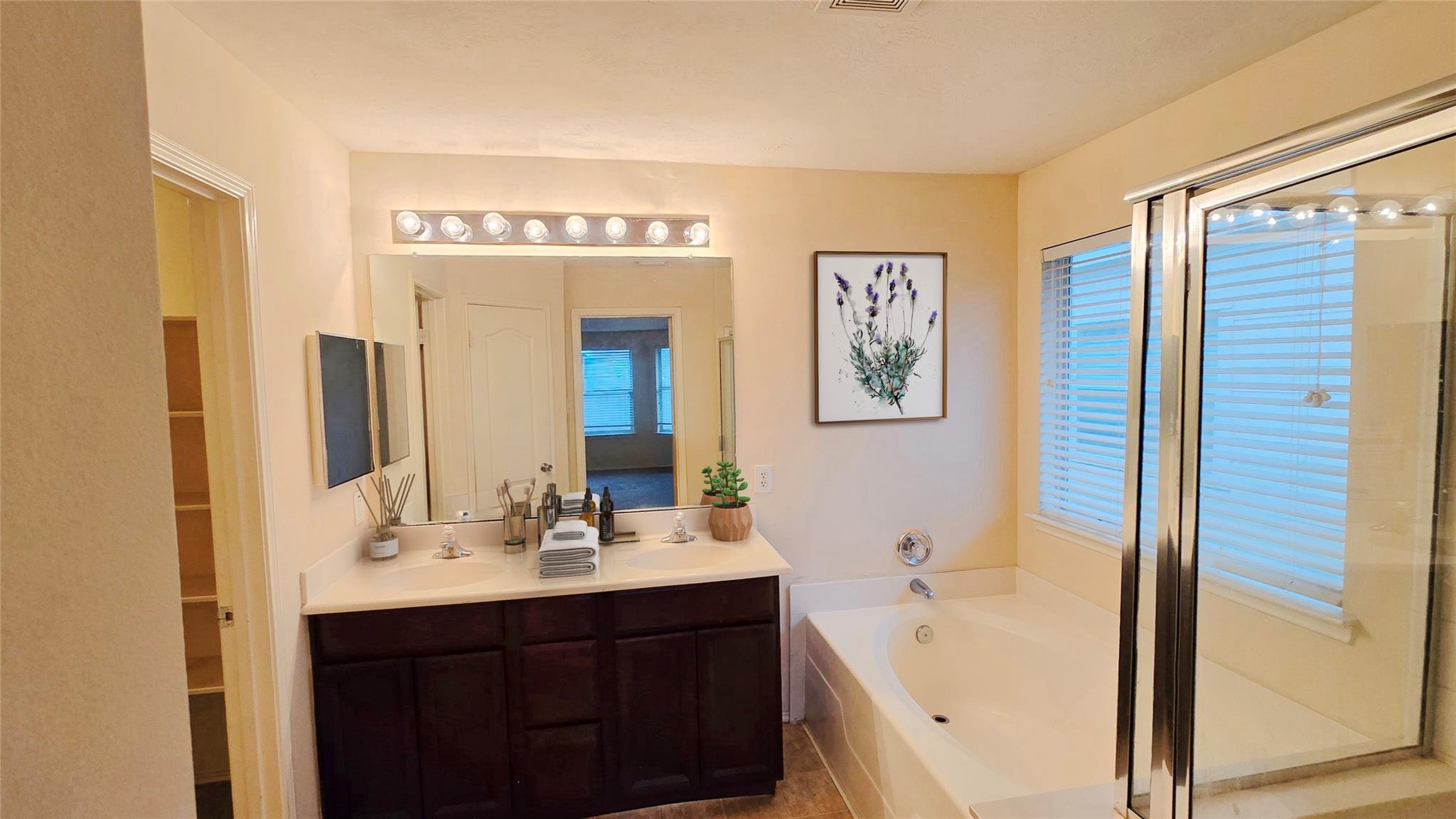 6111 Plantation Forest Drive