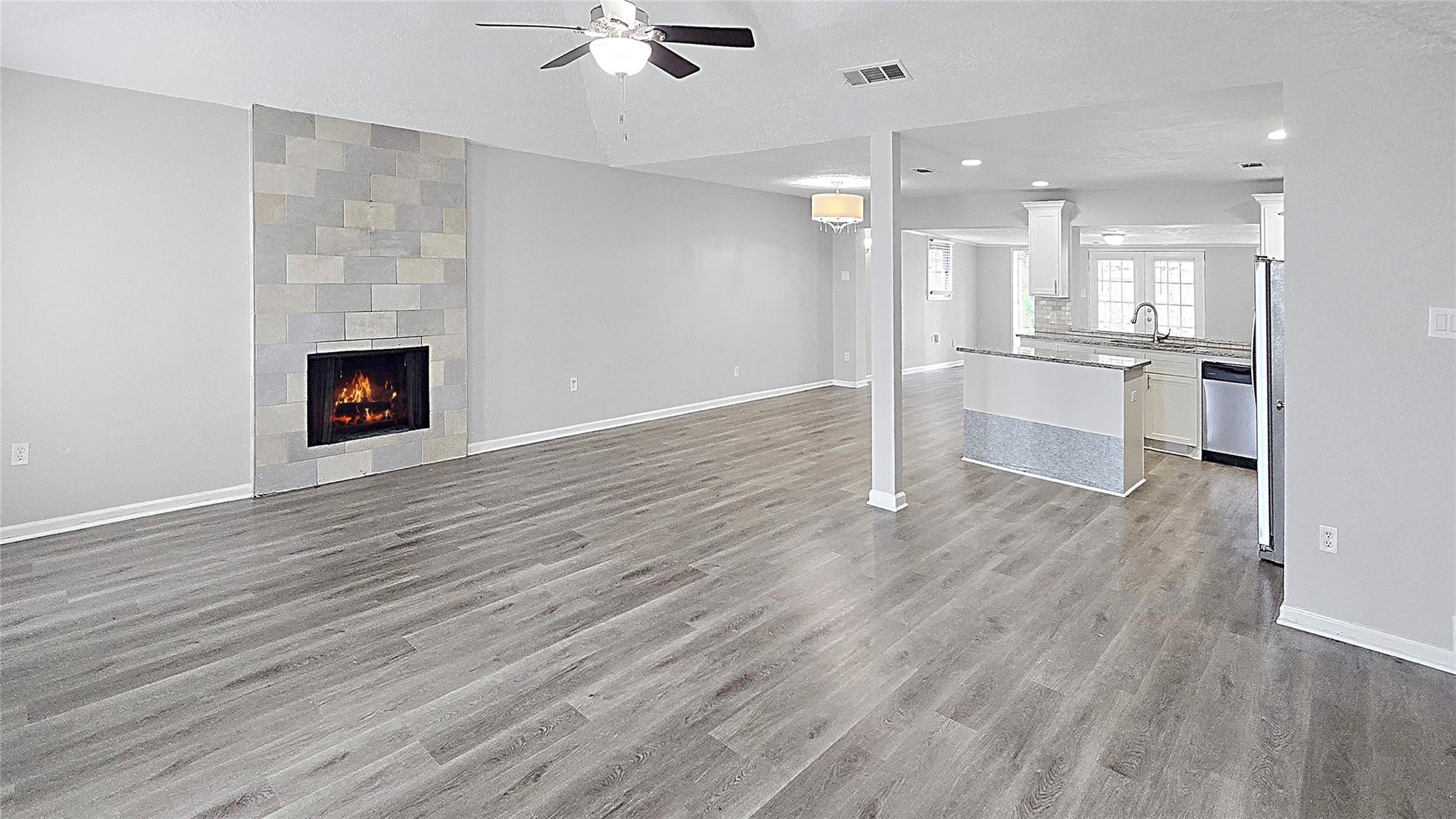 2414 Stillmeadow Dr Drive