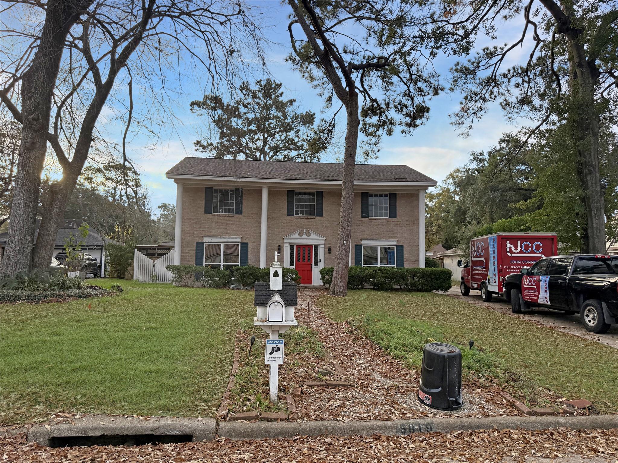 5819 Old Lodge Drive