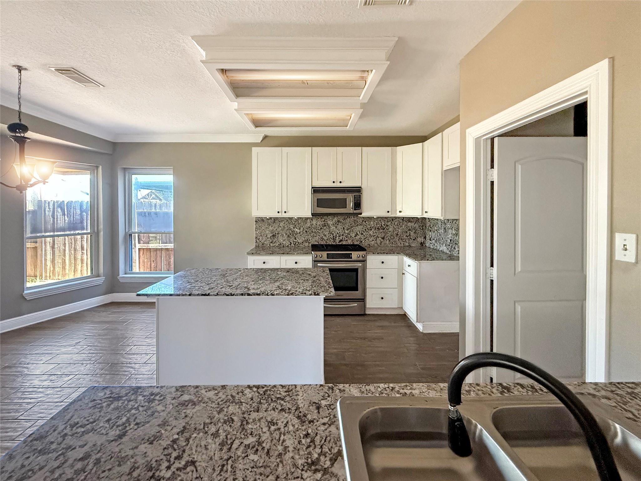 6242 Piedra Negras Court