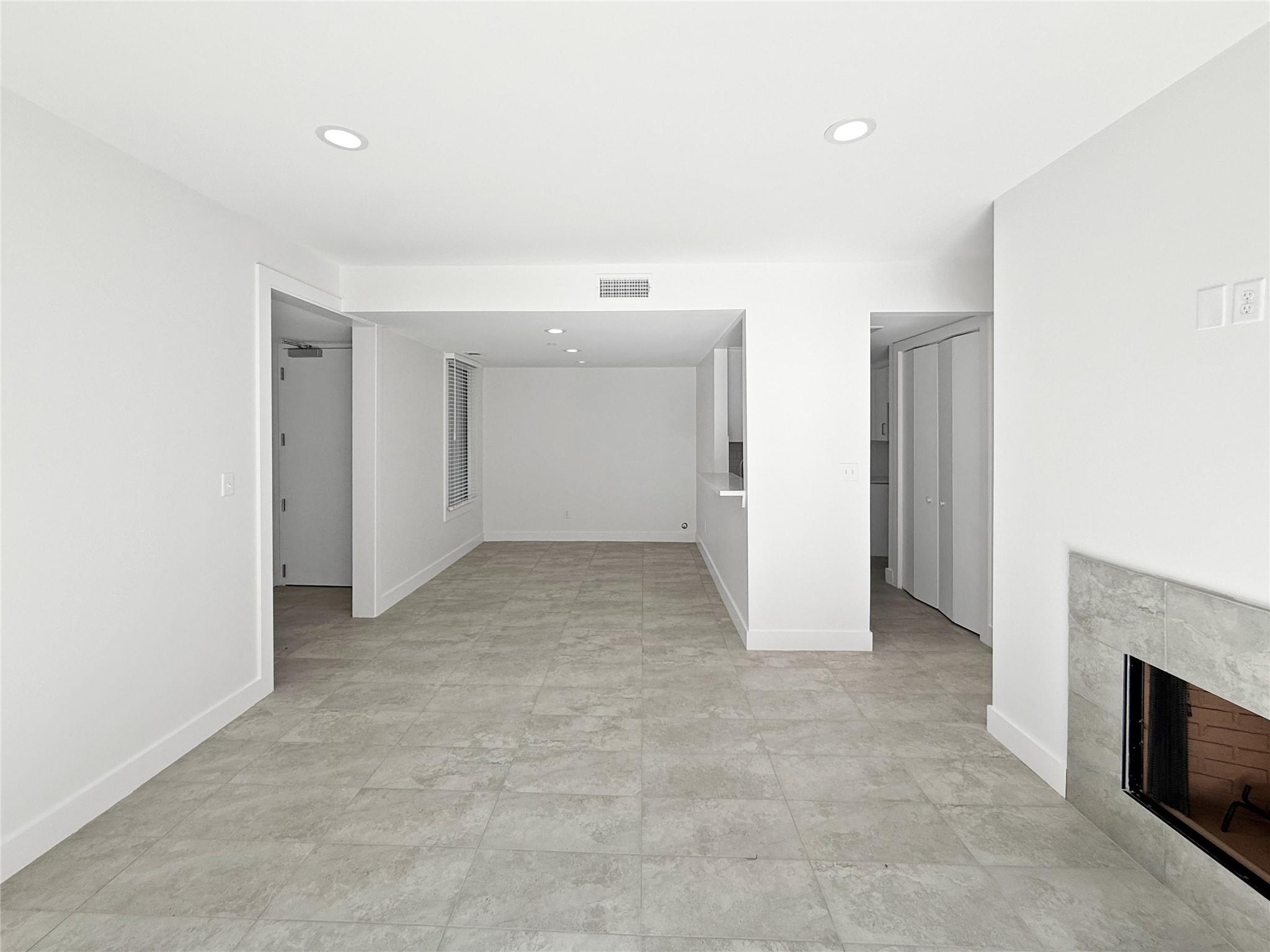 2829 Timmons Lane # 209