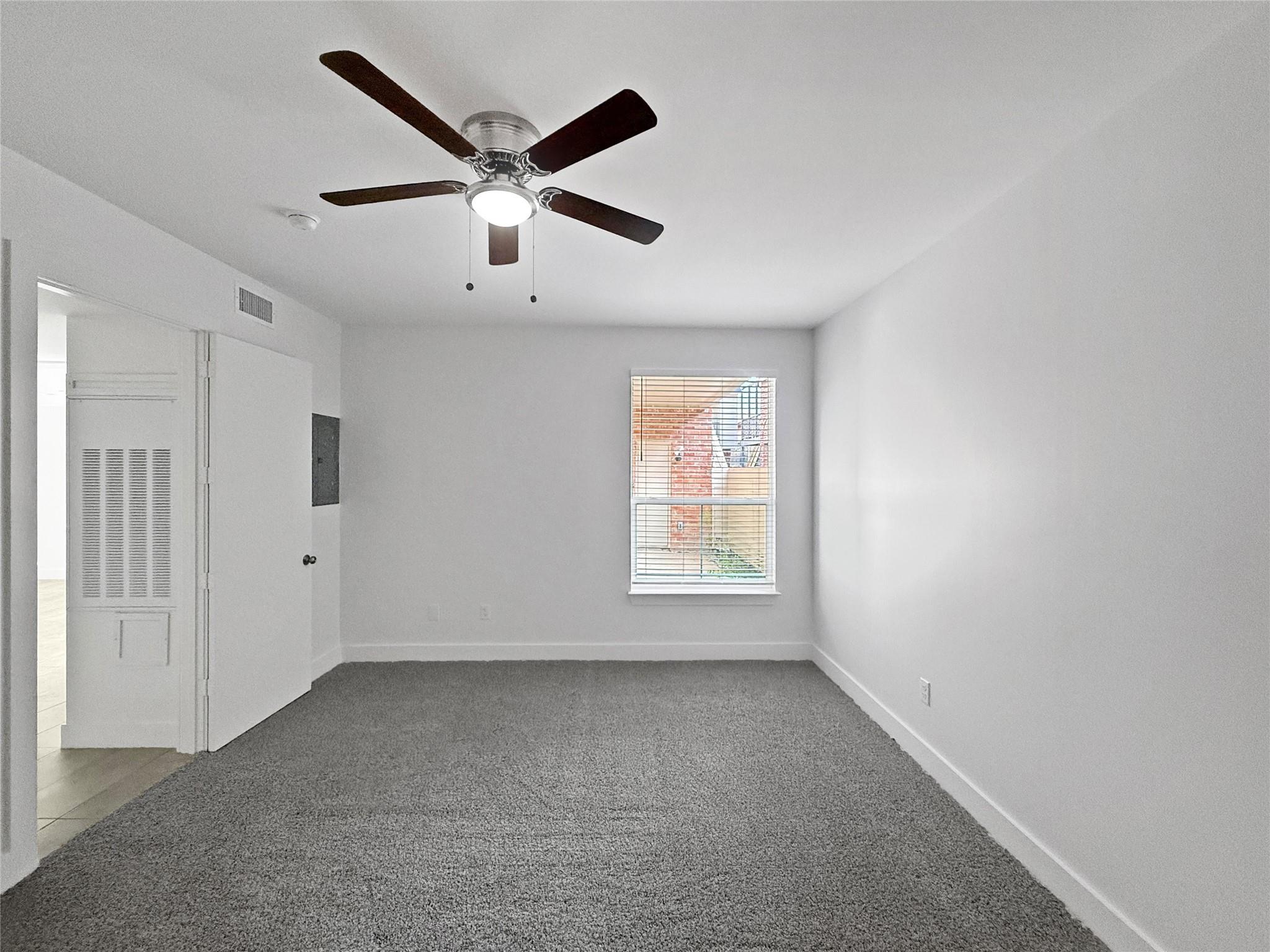 2829 Timmons Lane # 209