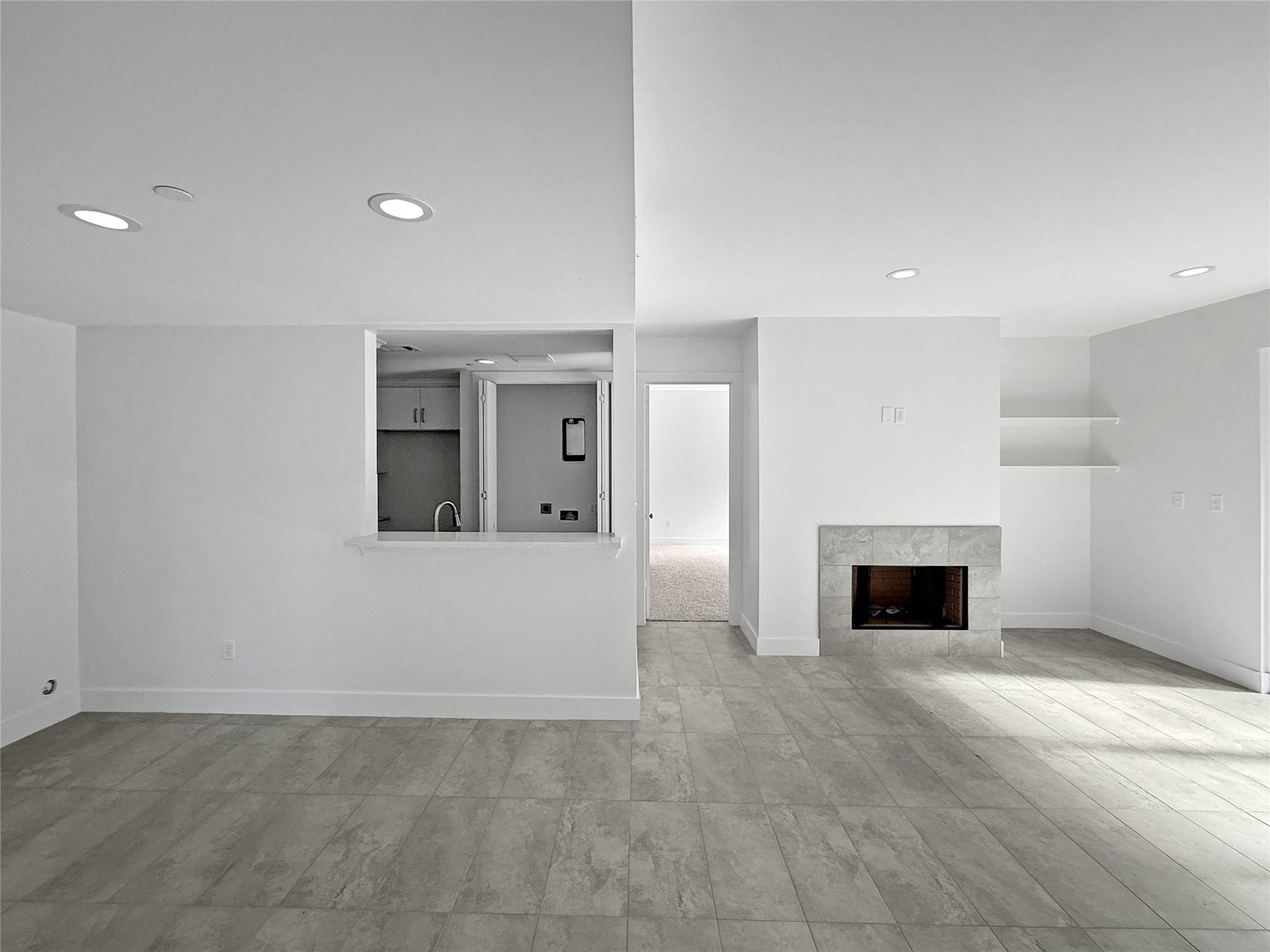 2829 Timmons Lane # 209
