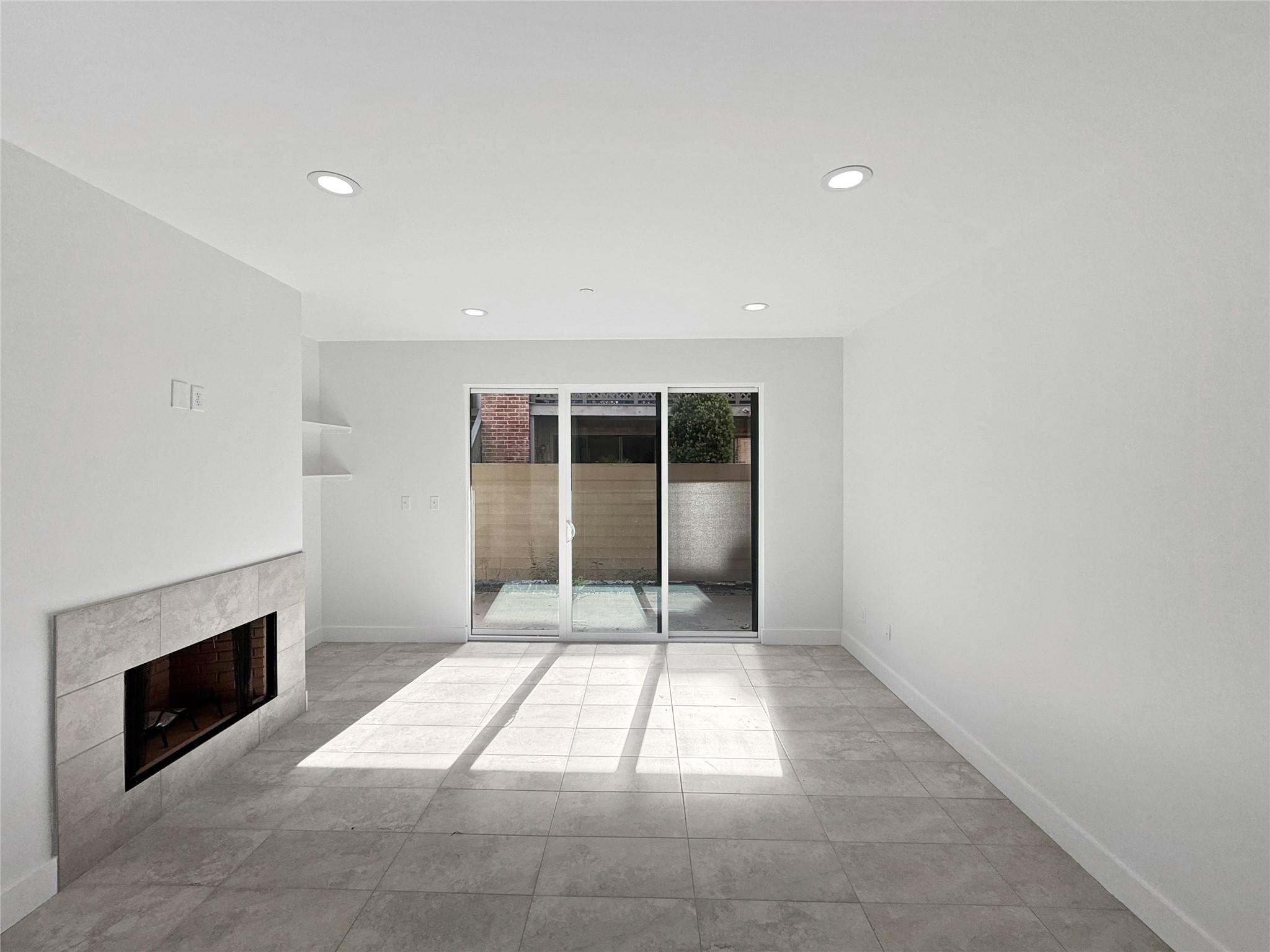 2829 Timmons Lane # 209