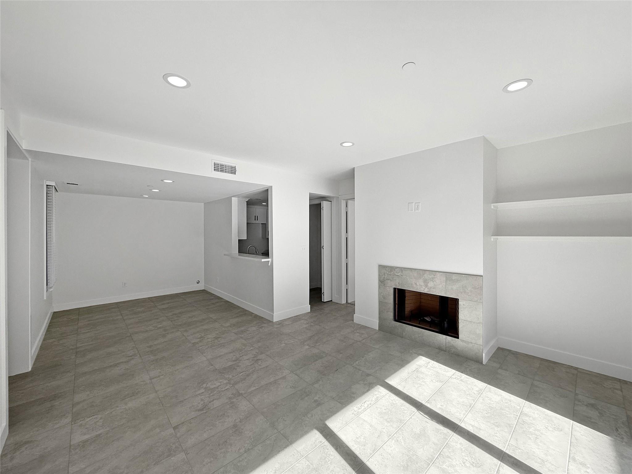 2829 Timmons Lane # 209