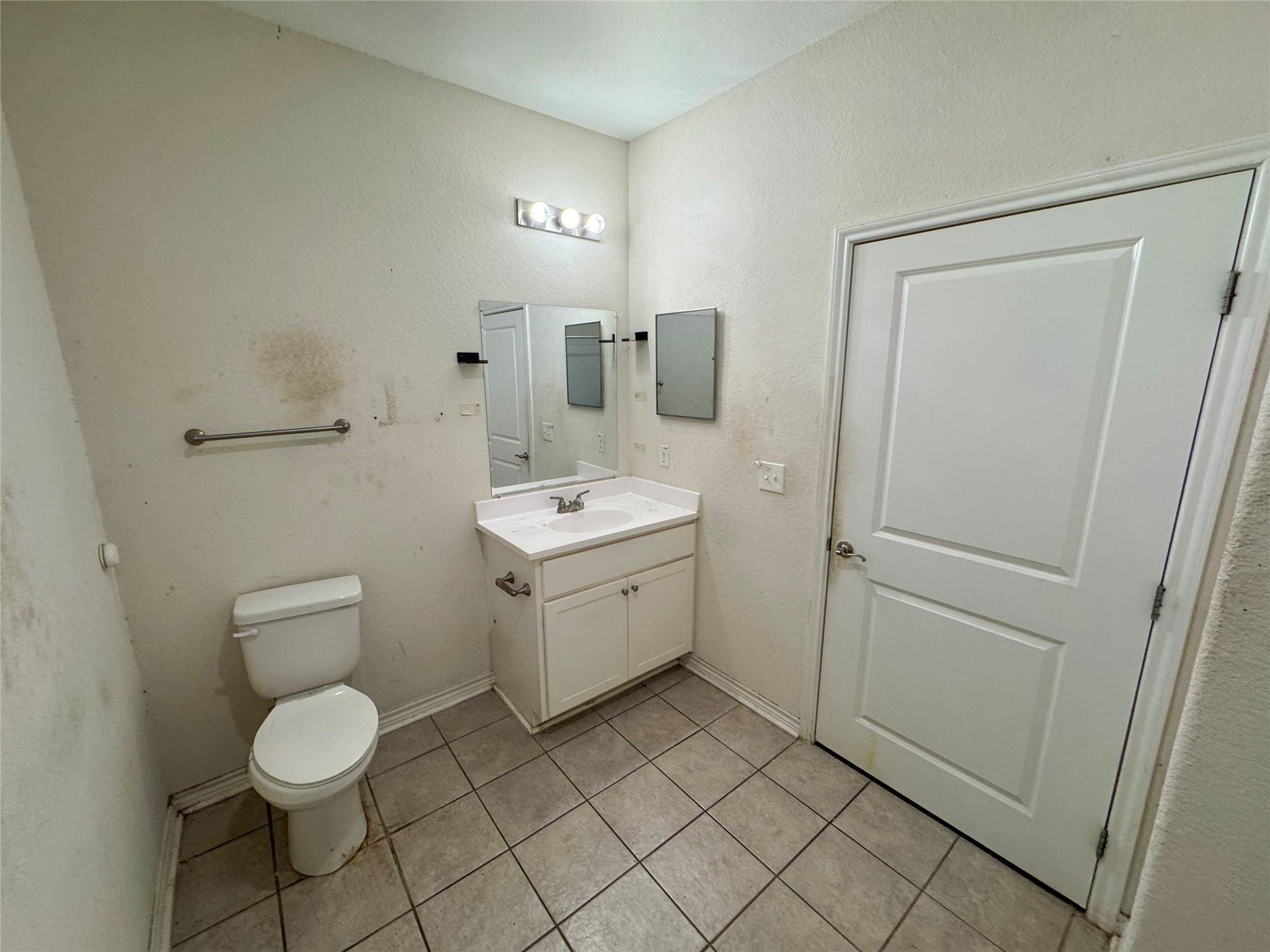 303 S 4th Street