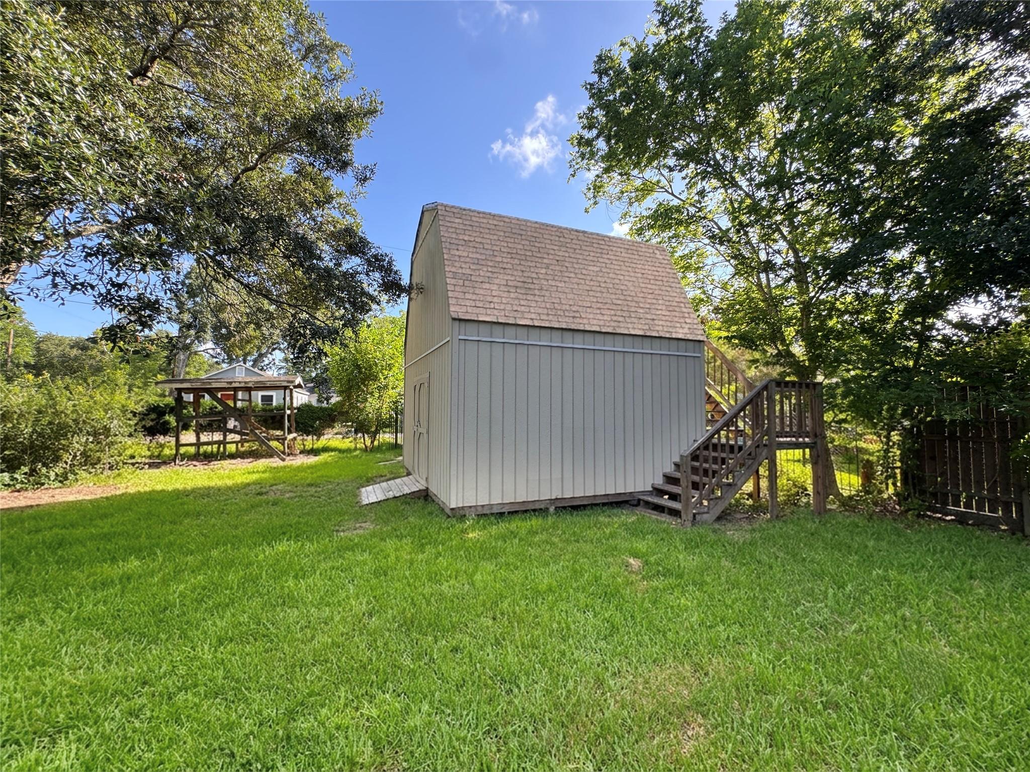 303 S 4th Street