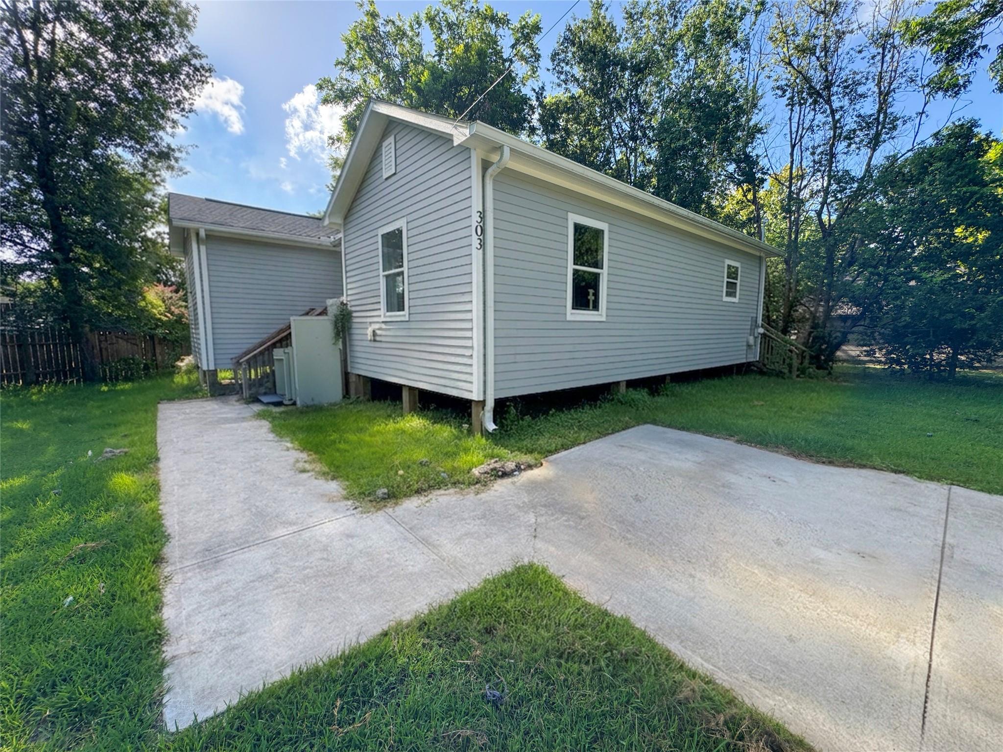303 S 4th Street