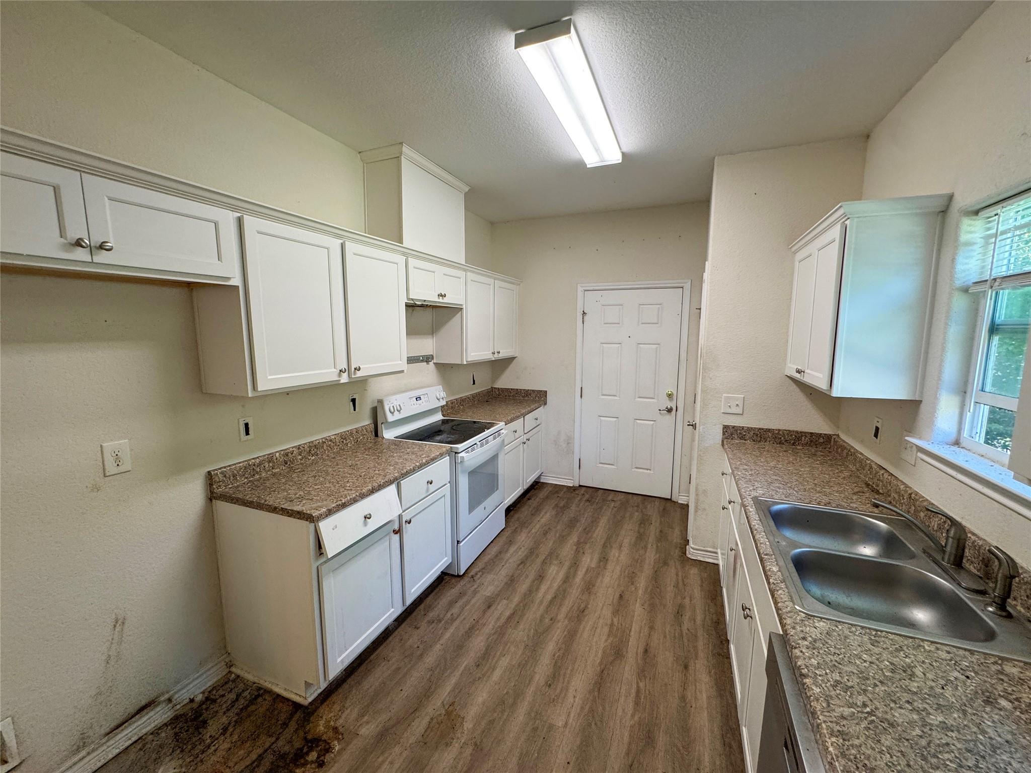 303 S 4th Street