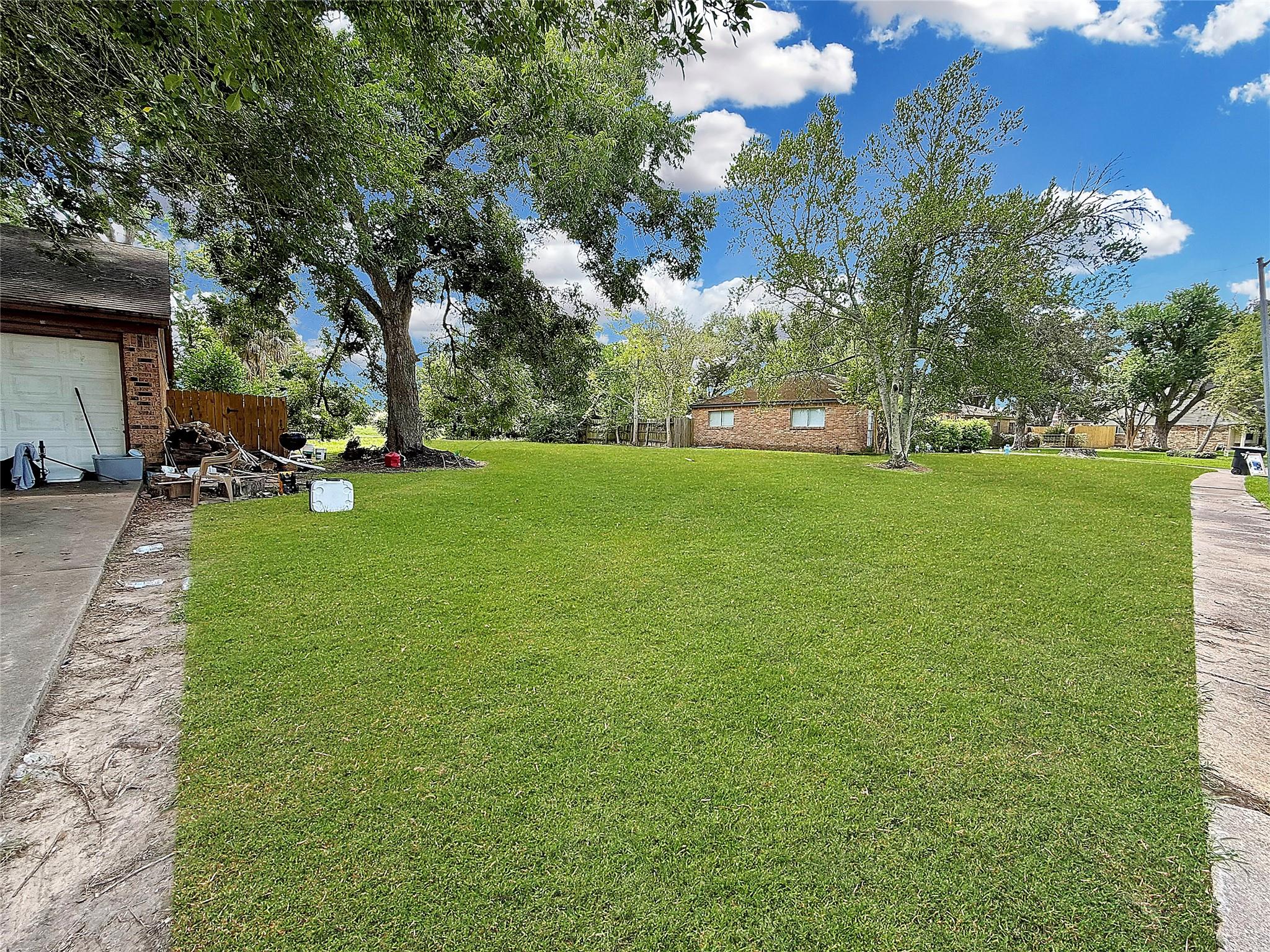 1511 Bayou Drive