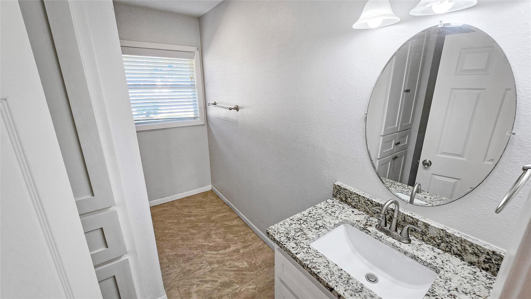 1717 E Mesquite Lane