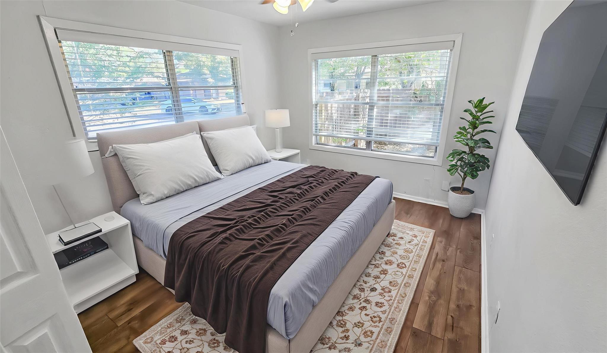 1717 E Mesquite Lane