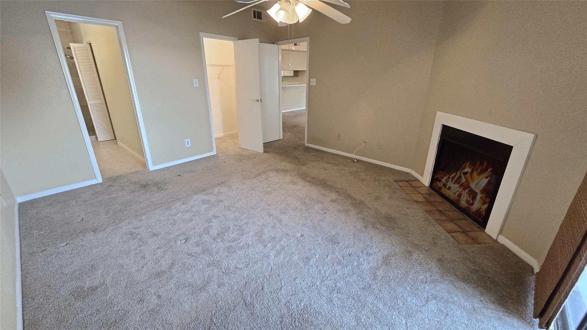 18809 Egret Bay Boulevard # 104