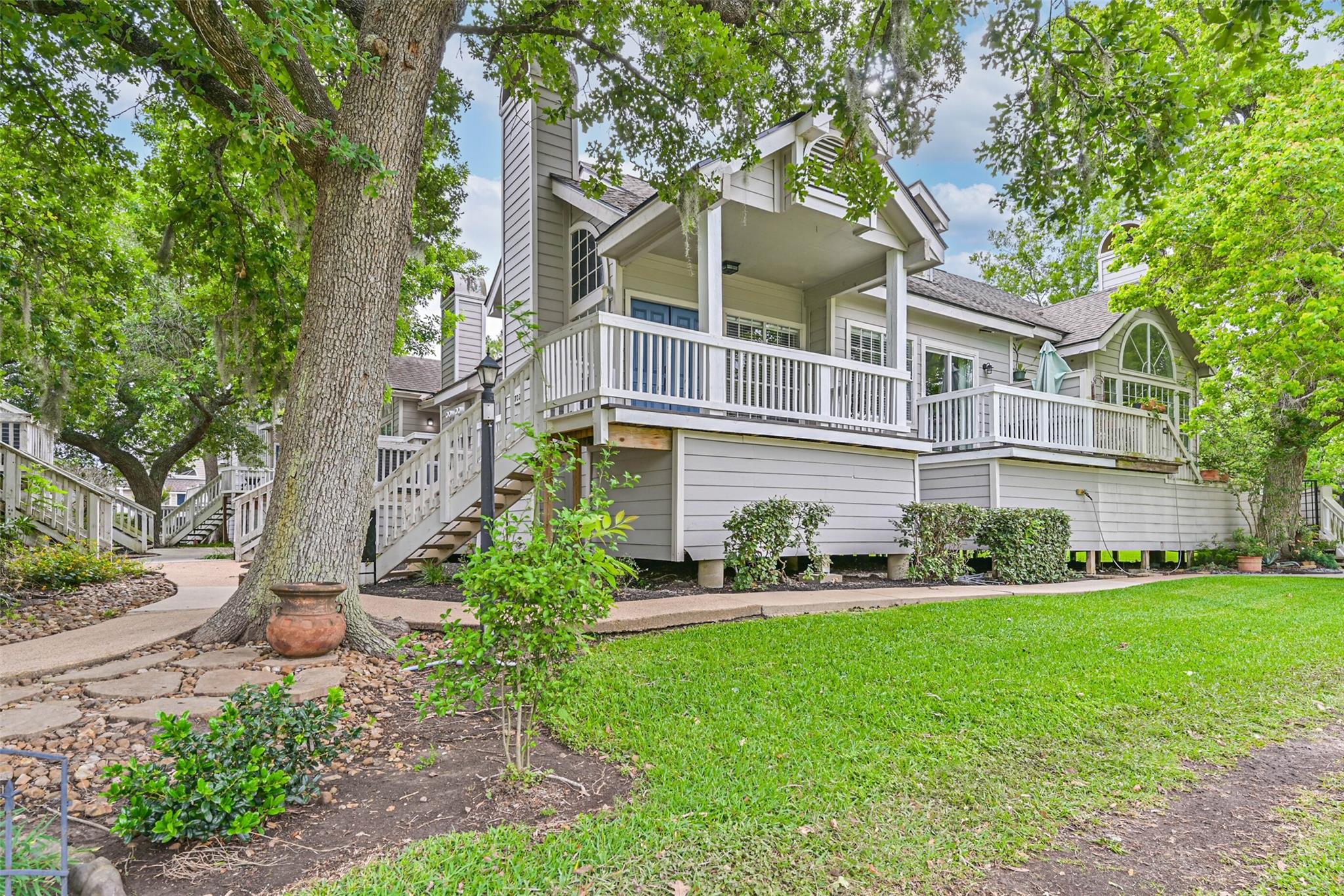 111 Dunbar Estates Drive # 702