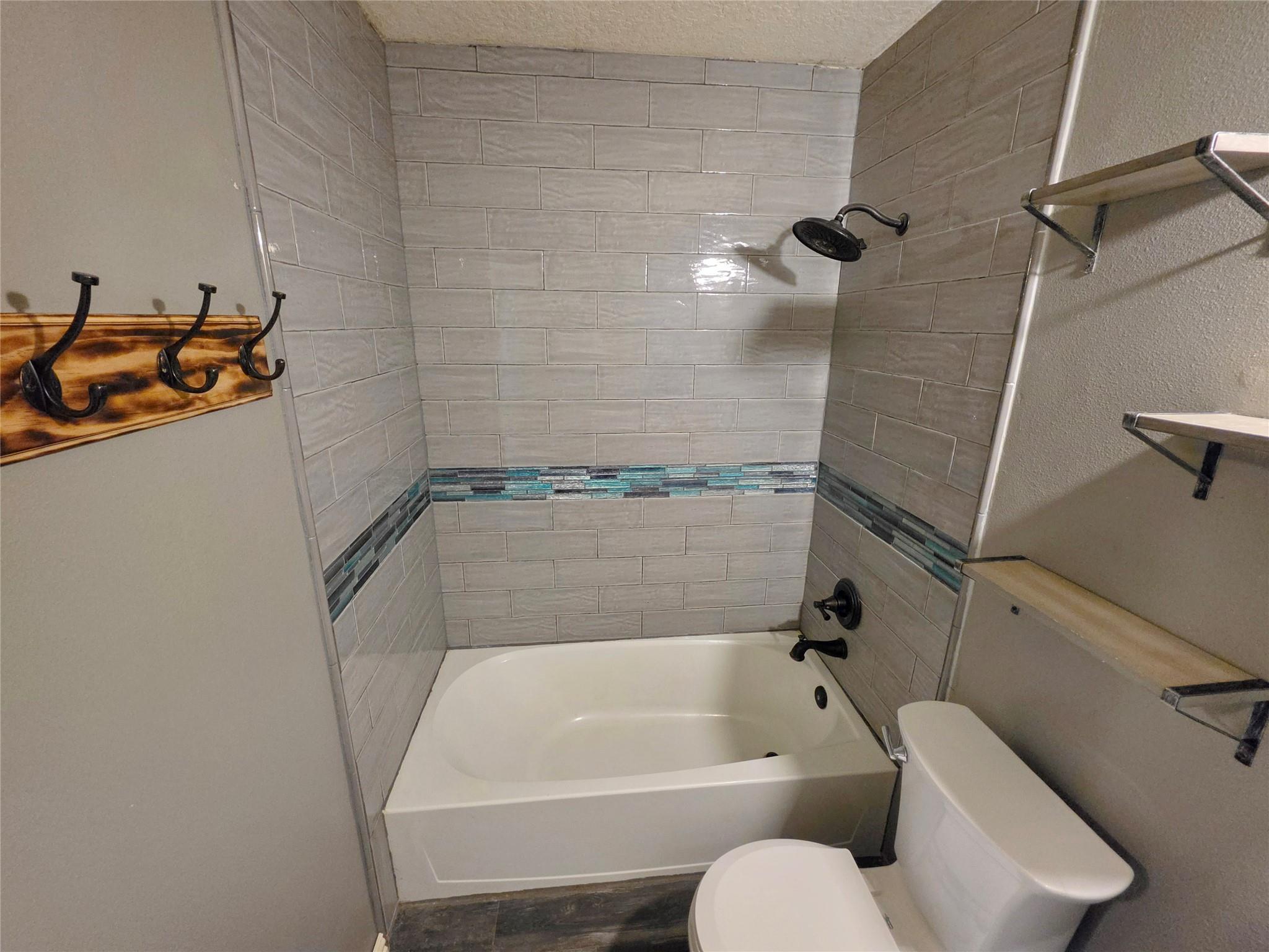 5811 Forest Timbers Drive